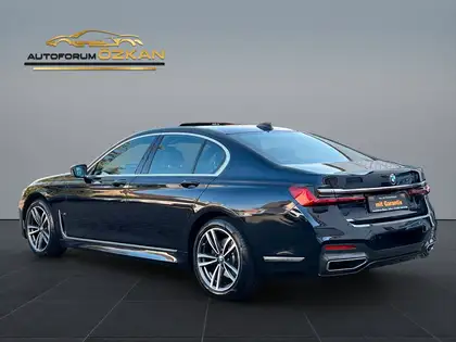 Annonce voiture d'occasion BMW 740 - CARADIZE