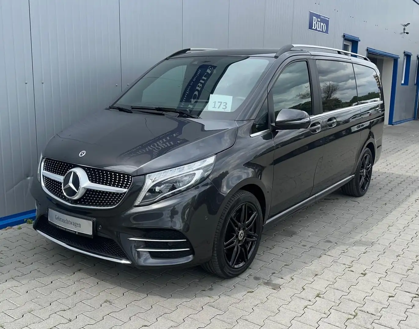 Mercedes-Benz V 250 V250 LANG AVANTG AMG-LINE PANO 7SITZ EL.TÜR 360° Gris - 1