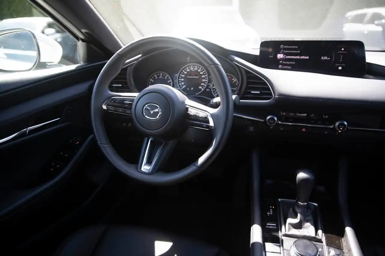 Mazda 3 photo Mazda 3
