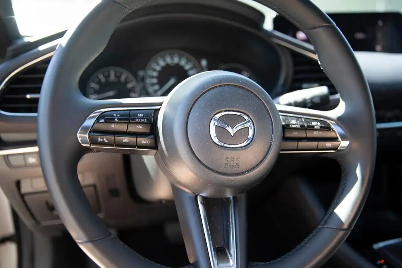 Mazda 3 photo Mazda 3