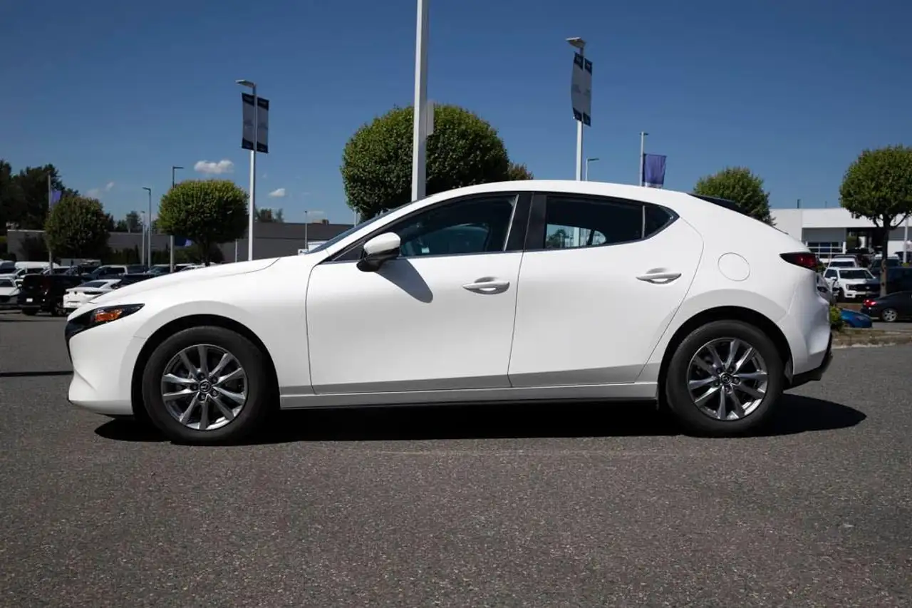 Mazda 3 photo Mazda 3