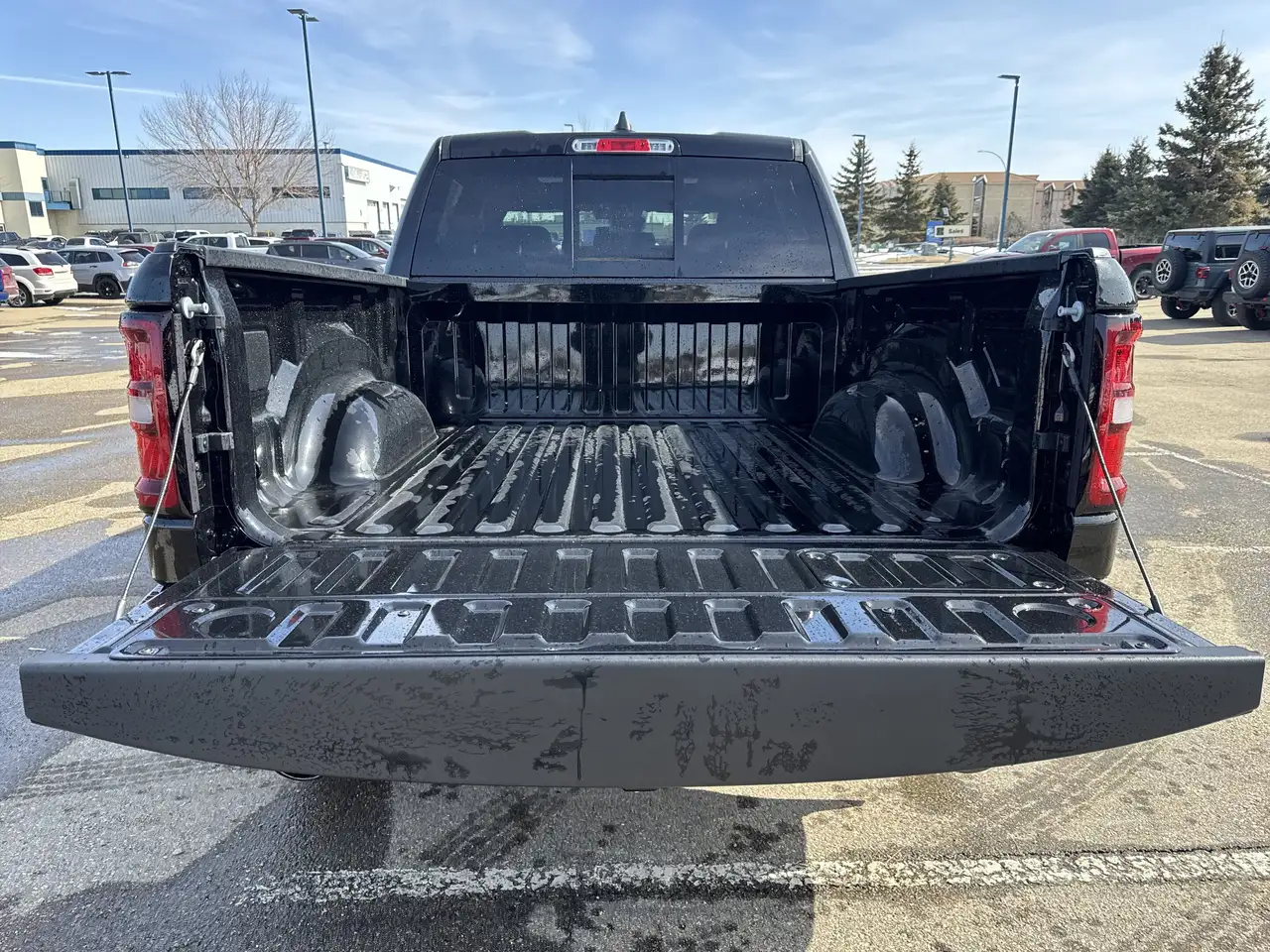 RAM 1500 снимка RAM 1500