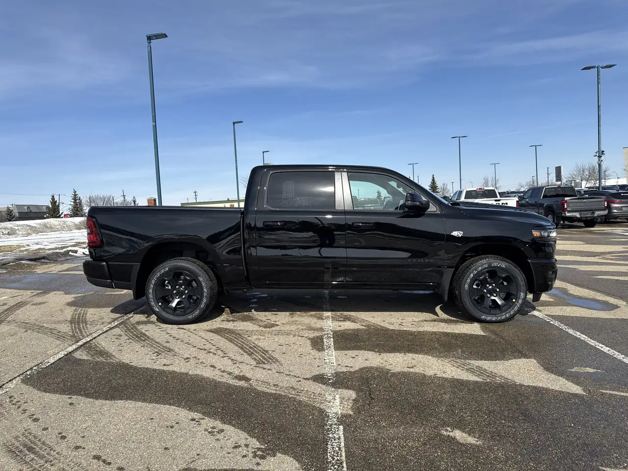RAM 1500 снимка RAM 1500
