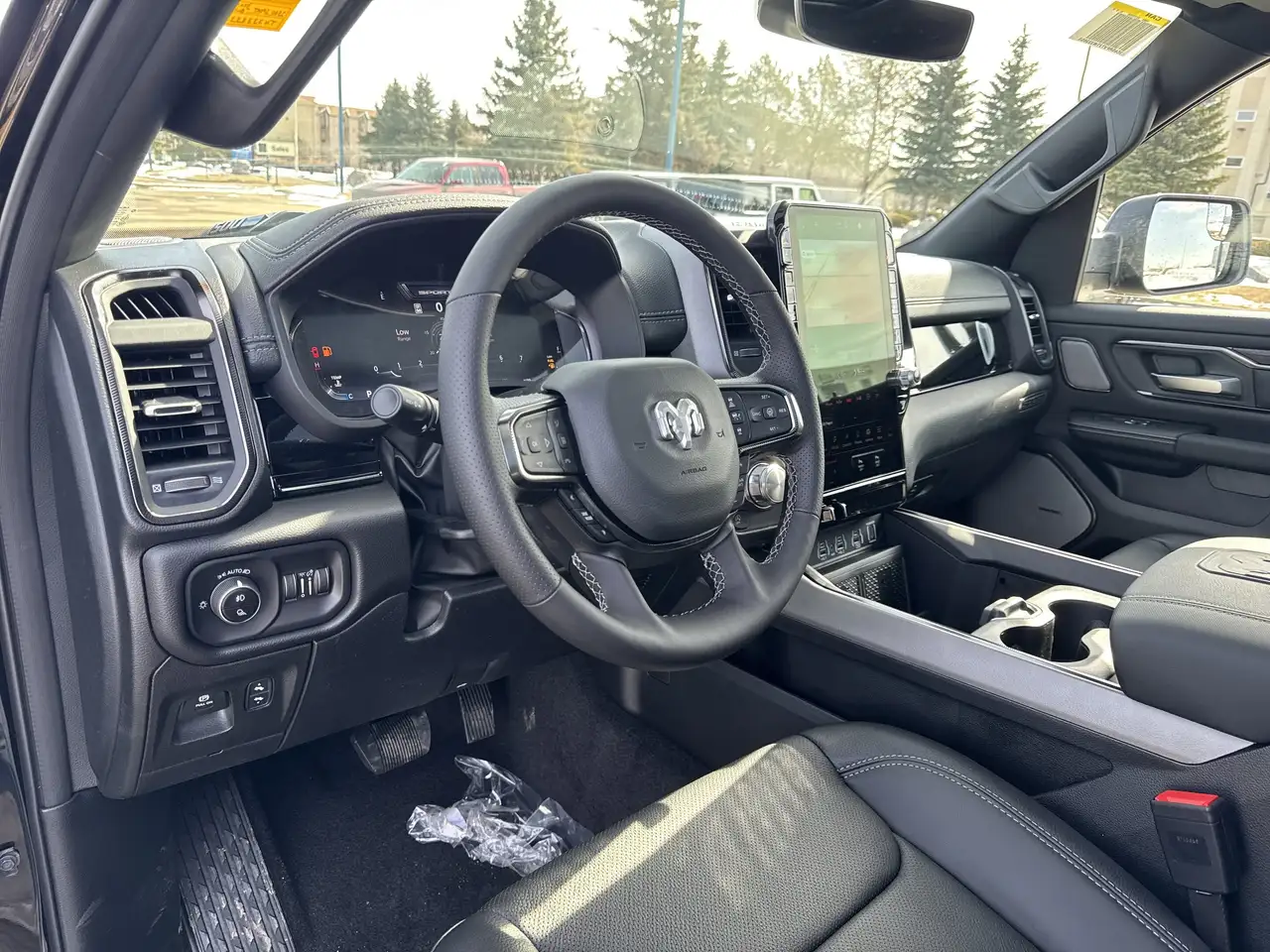RAM 1500 снимка RAM 1500