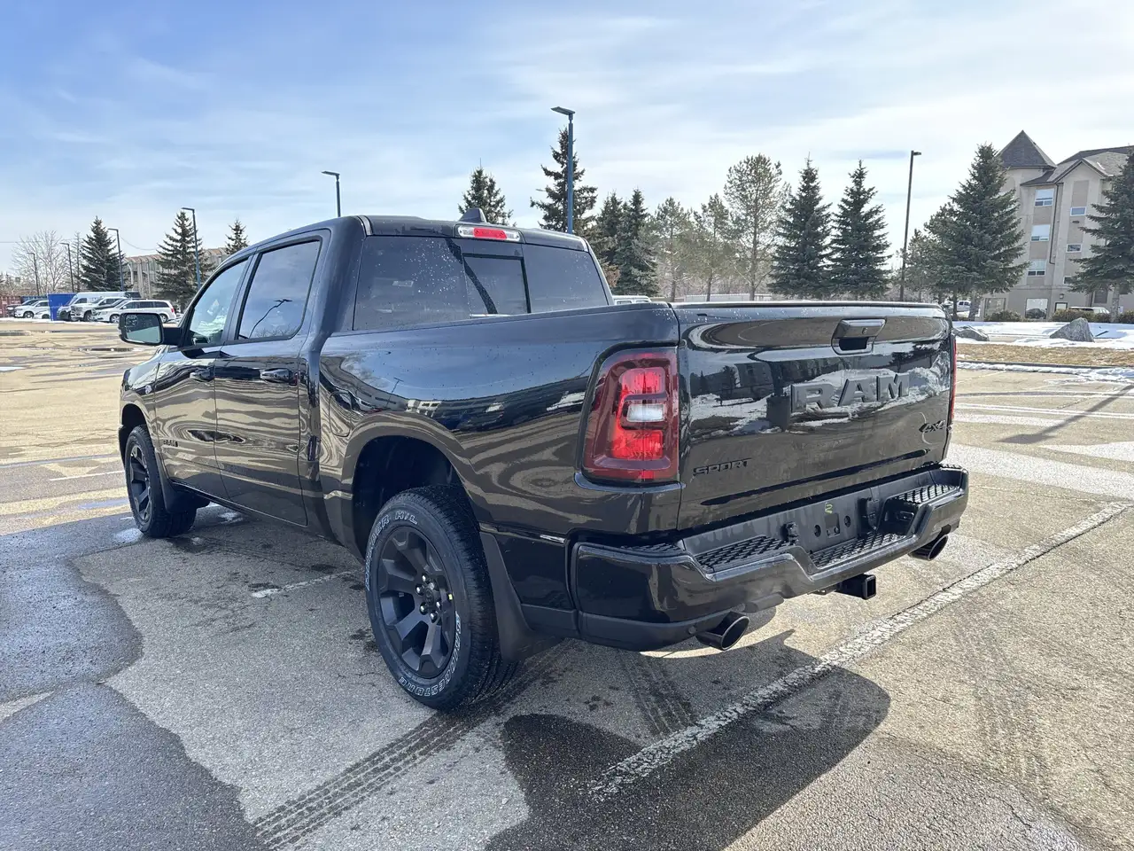 RAM 1500 снимка RAM 1500