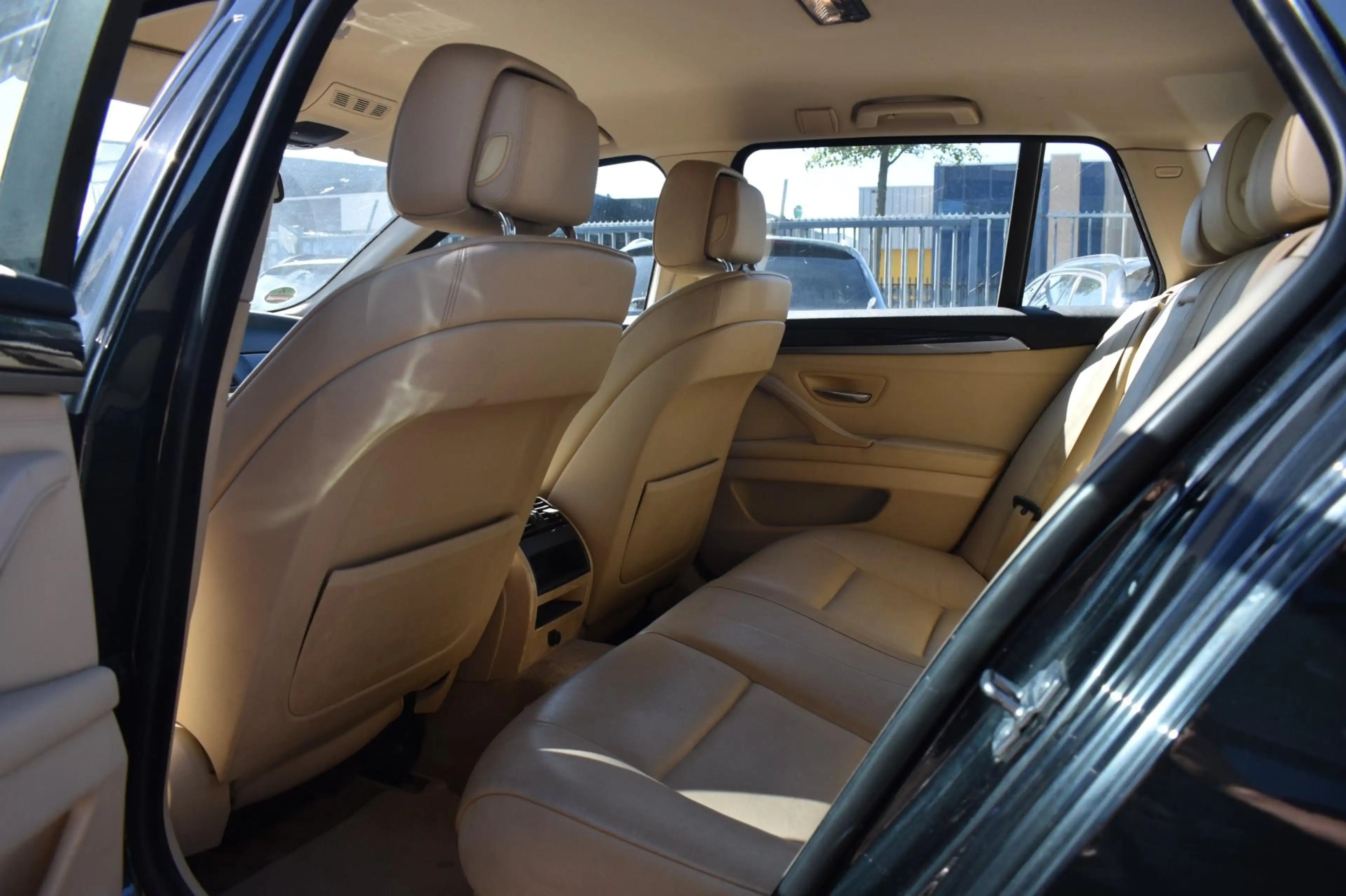 BMW 528 5-serie Touring 528i Executive — photo 16
