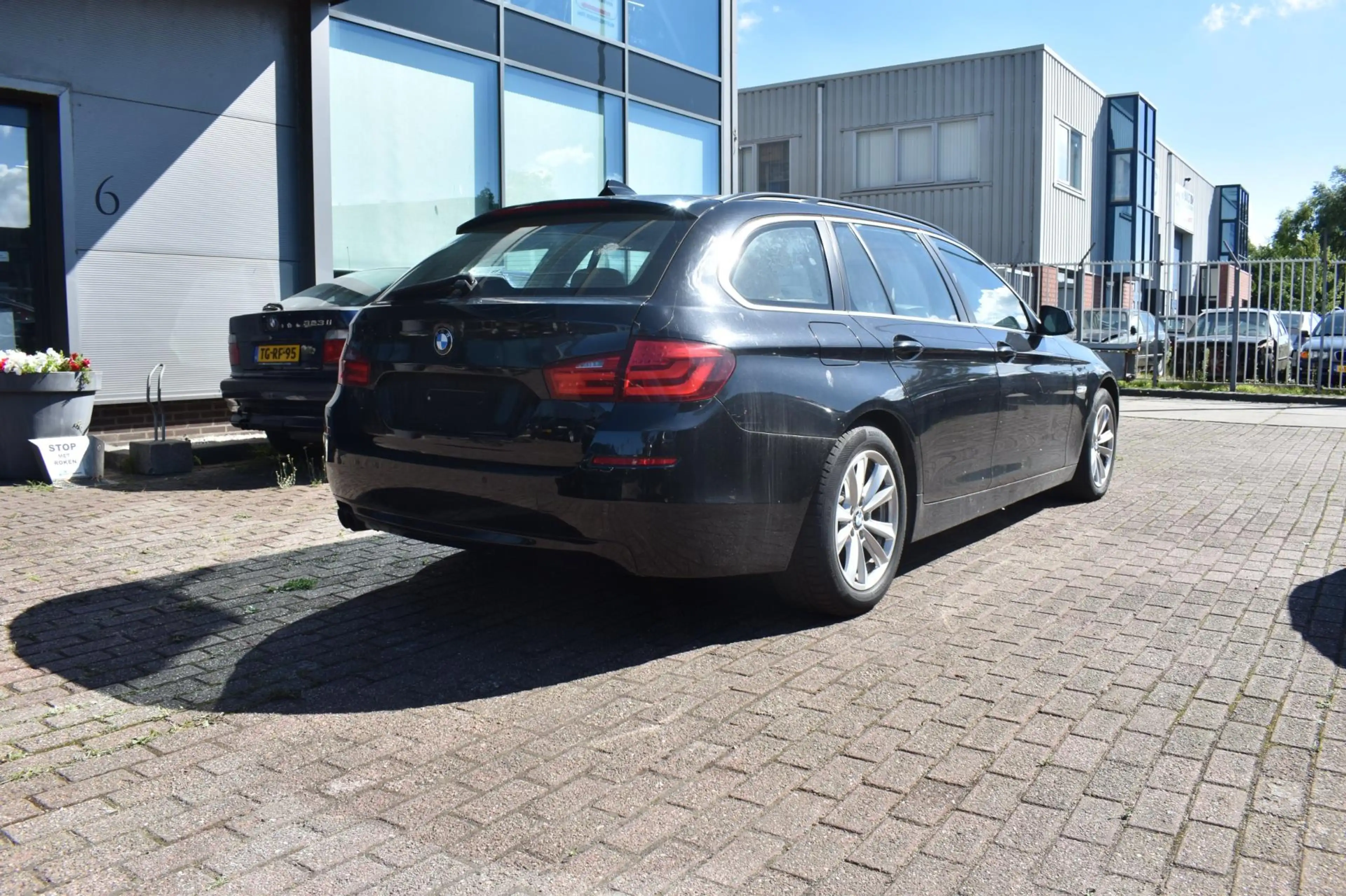 BMW 528 5-serie Touring 528i Executive — photo 5