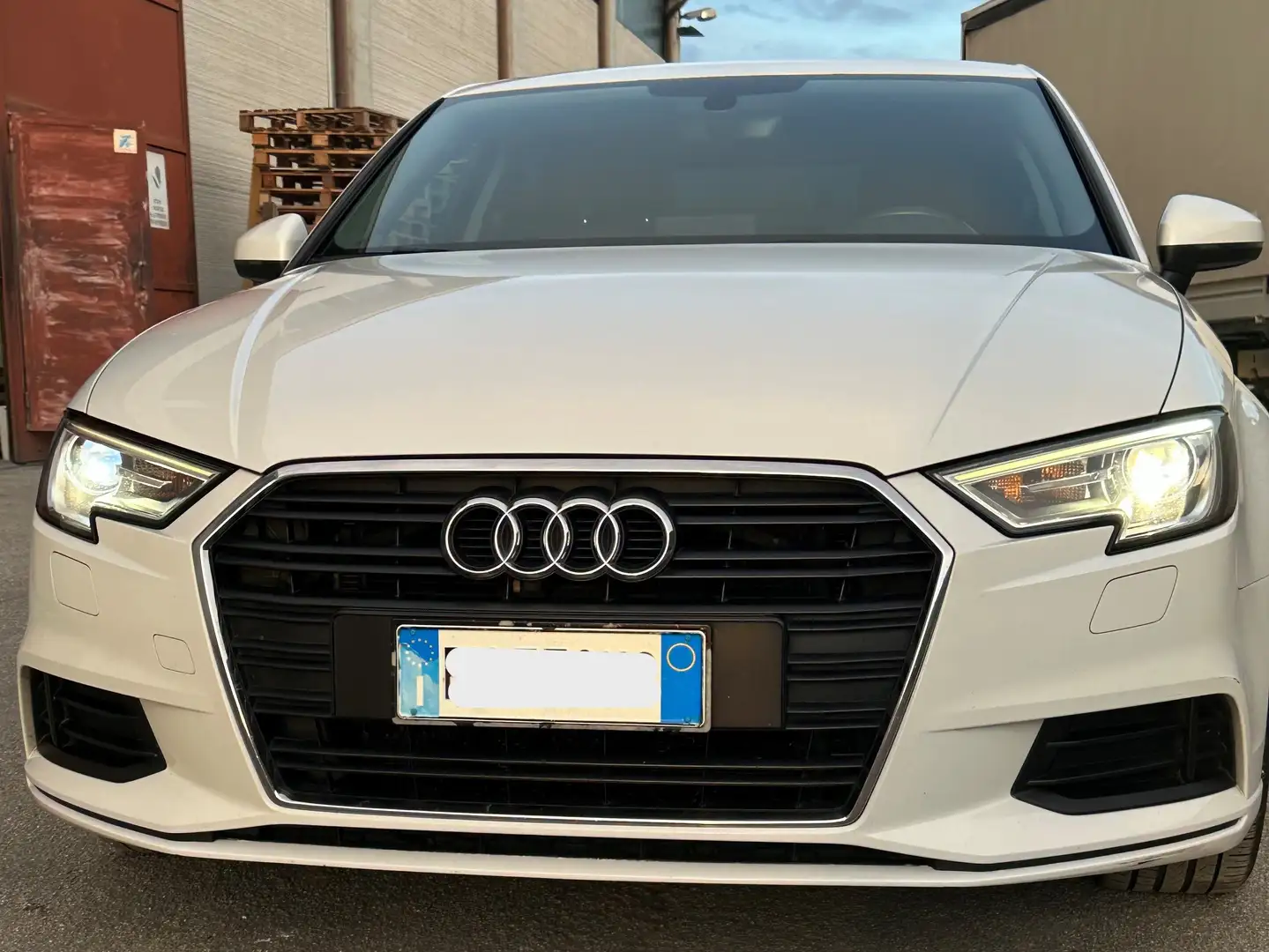 Audi A3 A3+III+2017+Sedan+Sedan+30+1.6+tdi+116cv+s-tronic Bianco - 1