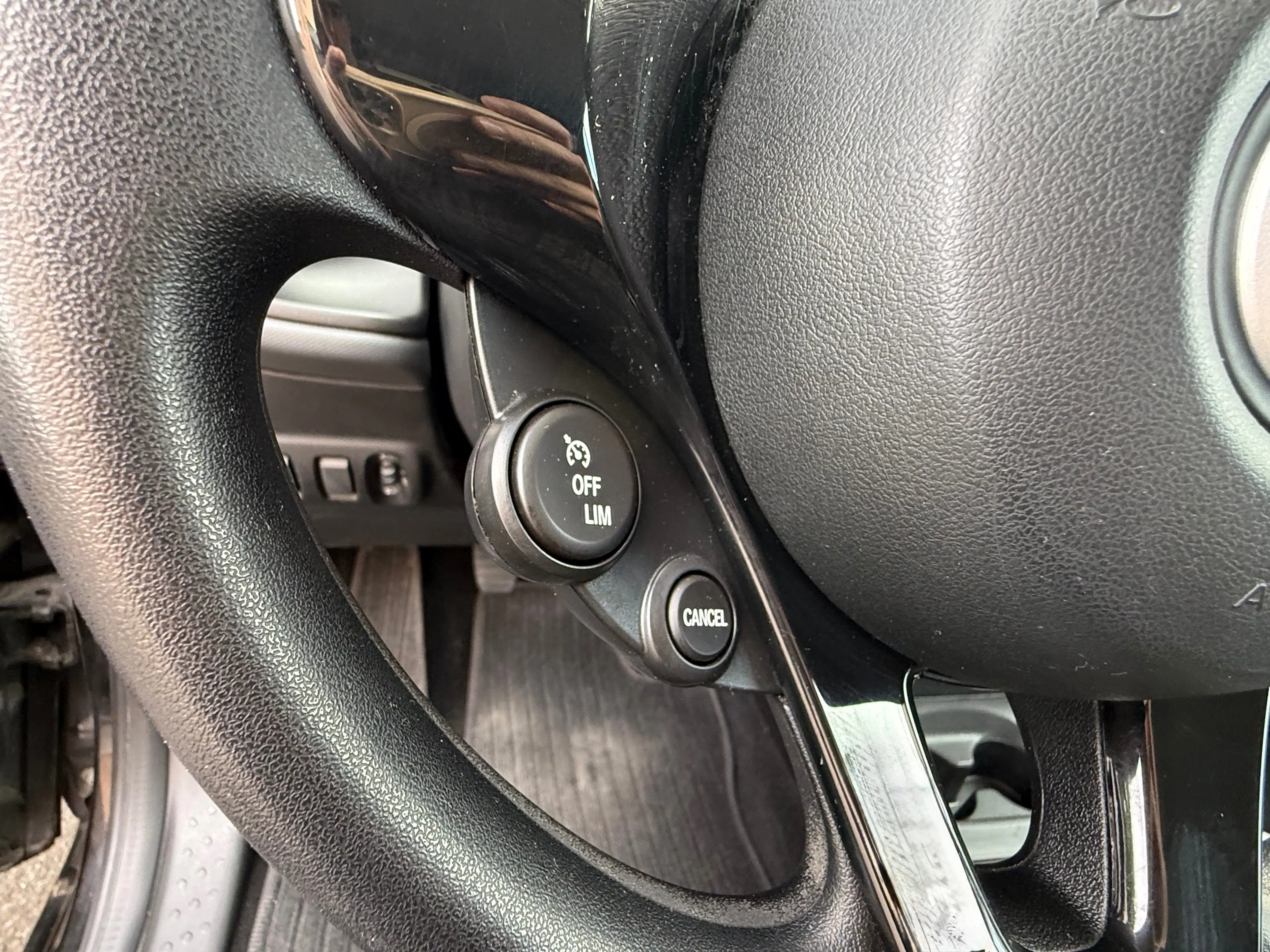 smart forTwo coupé 1.0i Perfect I Clim I Bluetooth I Cruise — photo 15