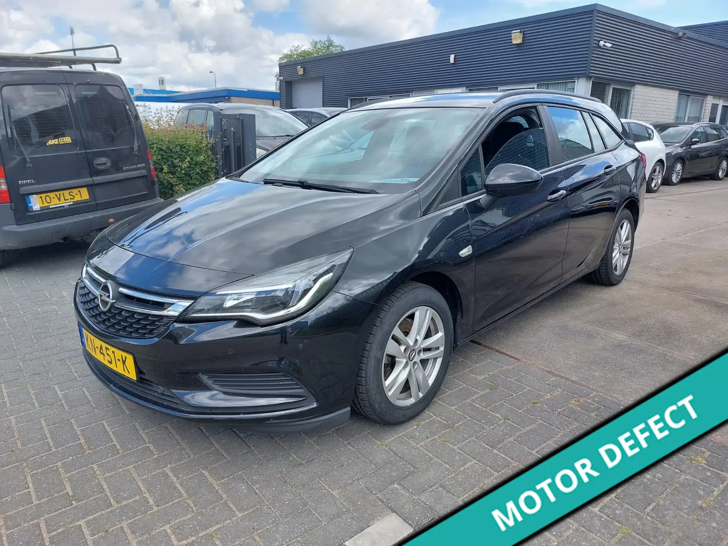 Opel Astra Sports Tourer 1.6 CDTI Edition MOTORPROBLEEM AIRCO Negro - 1
