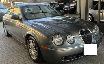 (X207) 2.7 diesel V6 cat Exec.