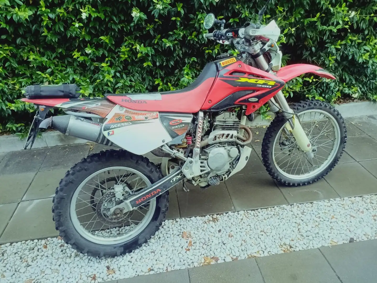 Honda XR 250 Rood - 1