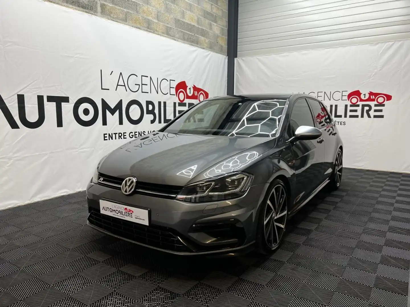 Volkswagen Golf VII R 310ch 2017 5 portes Gris - 2