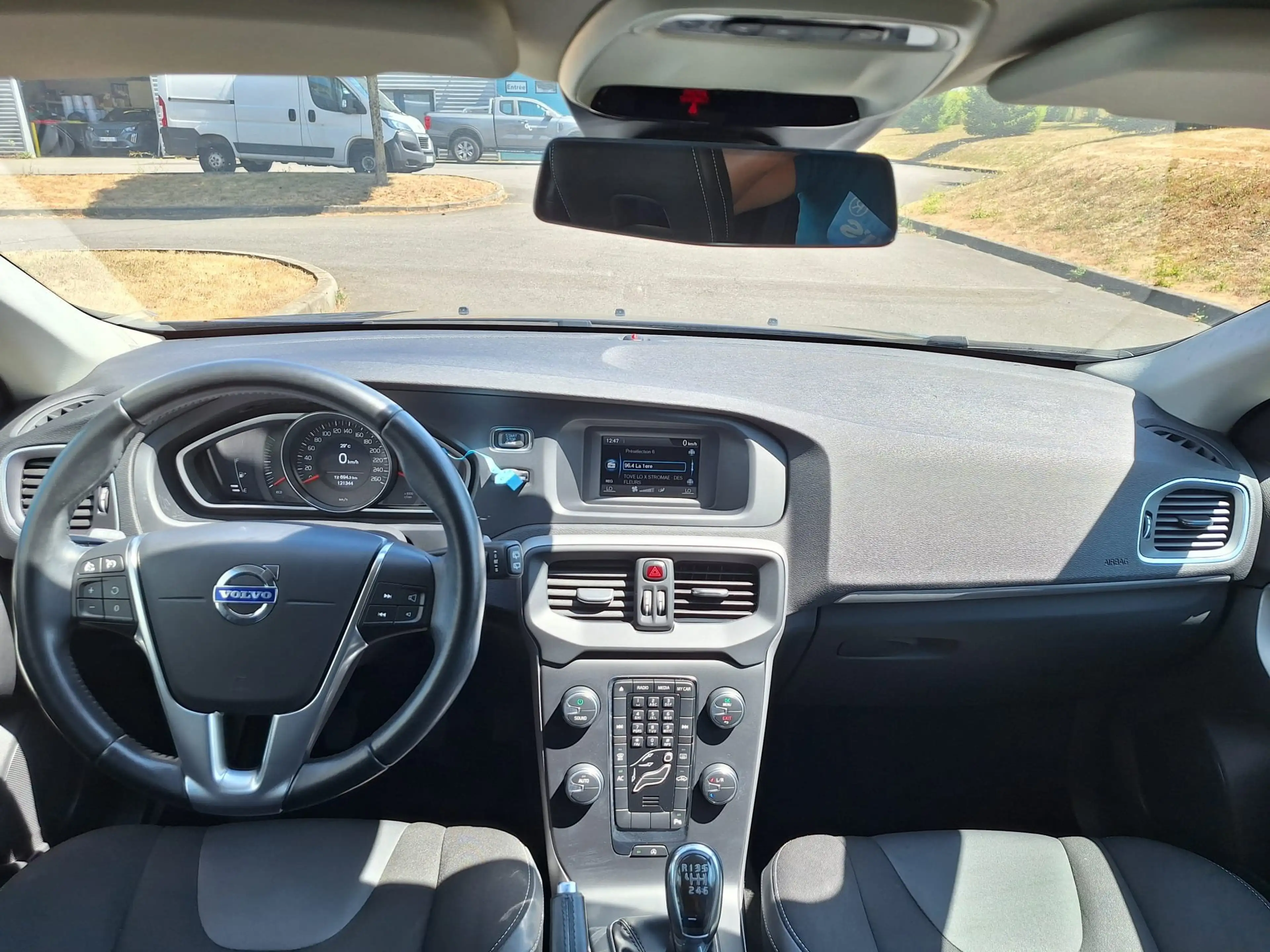 Volvo V40 V40 D2 Momentum — photo 13