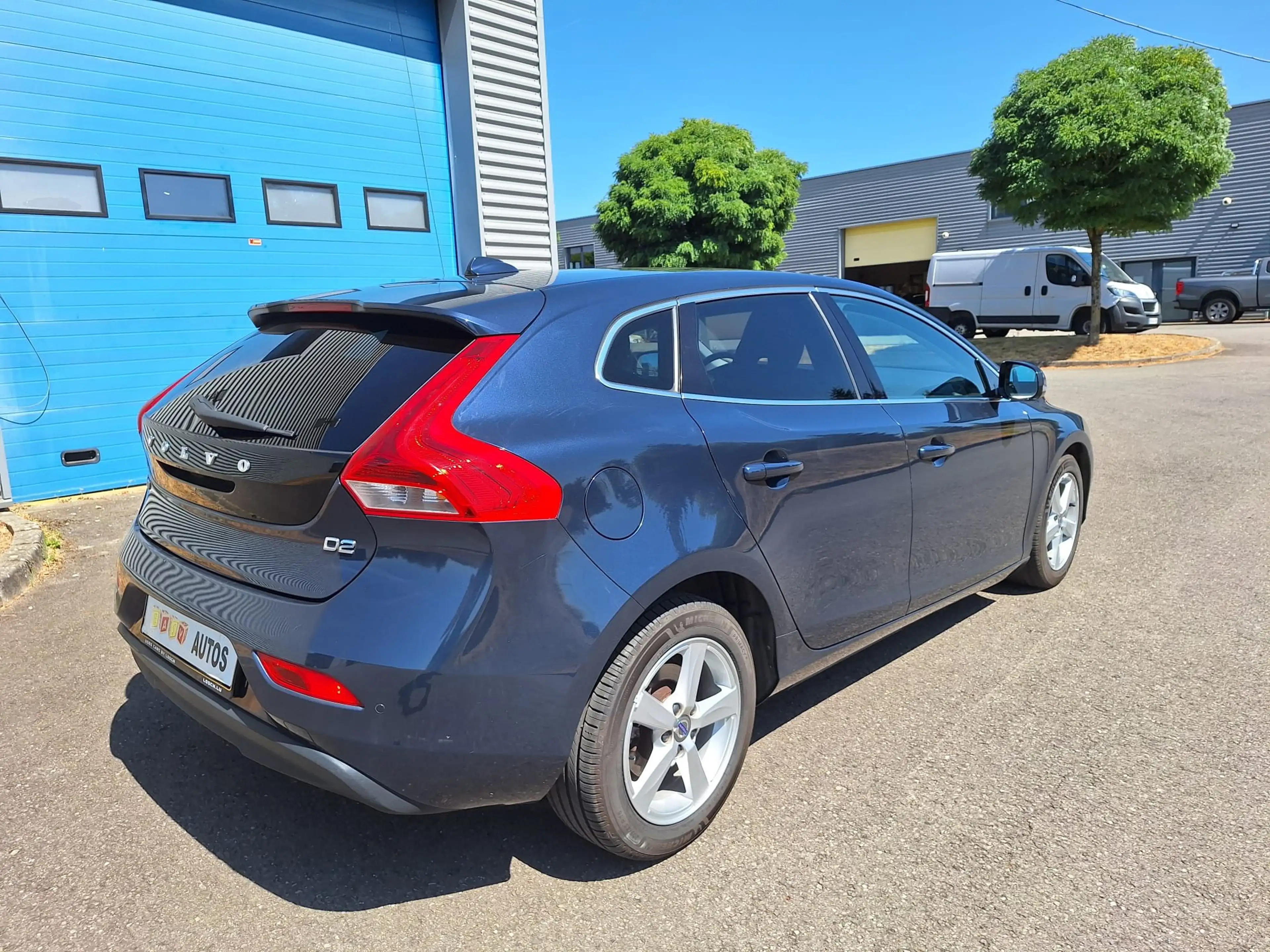 Volvo V40 V40 D2 Momentum — photo 3