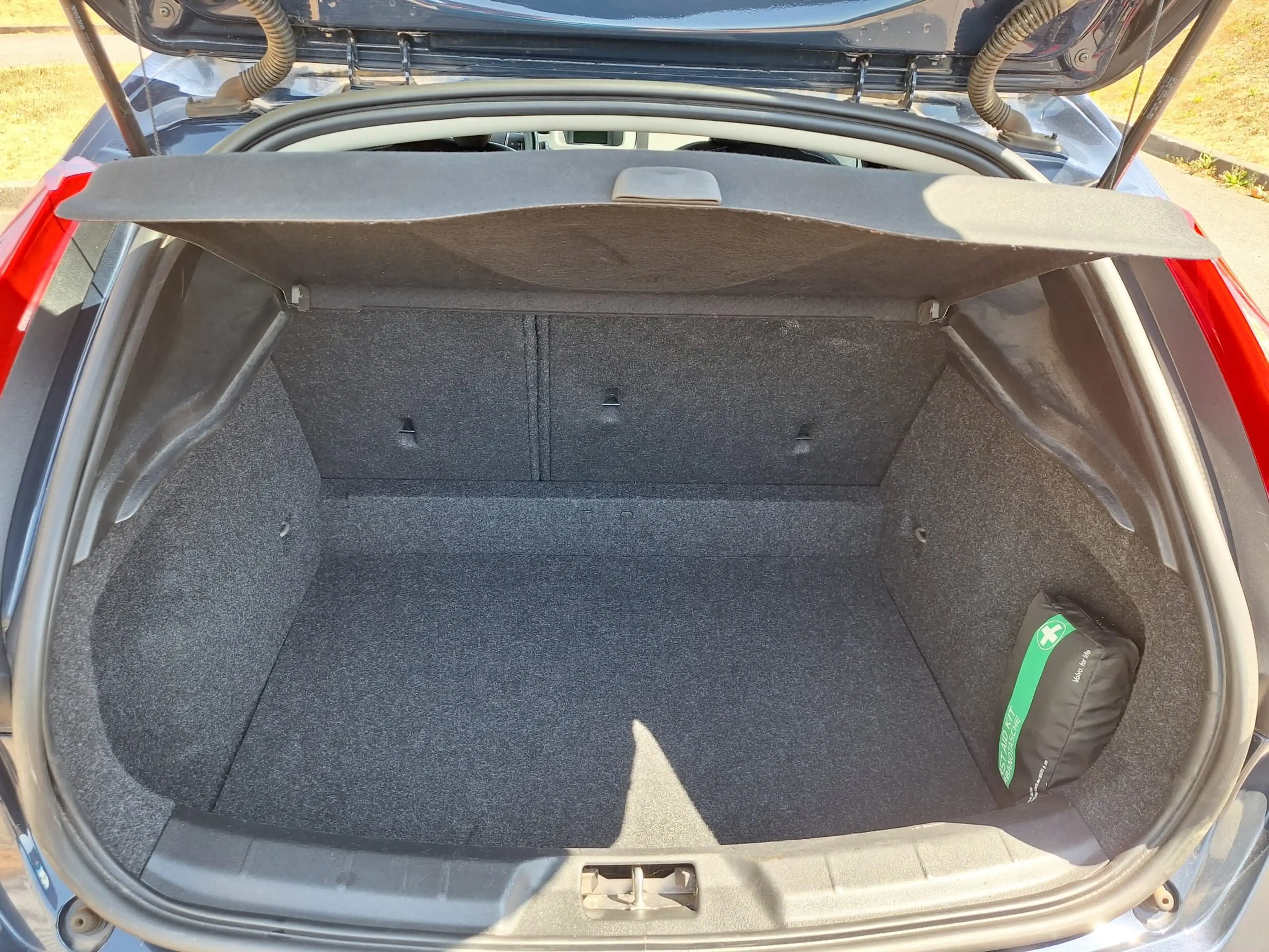 Volvo V40 V40 D2 Momentum — photo 15