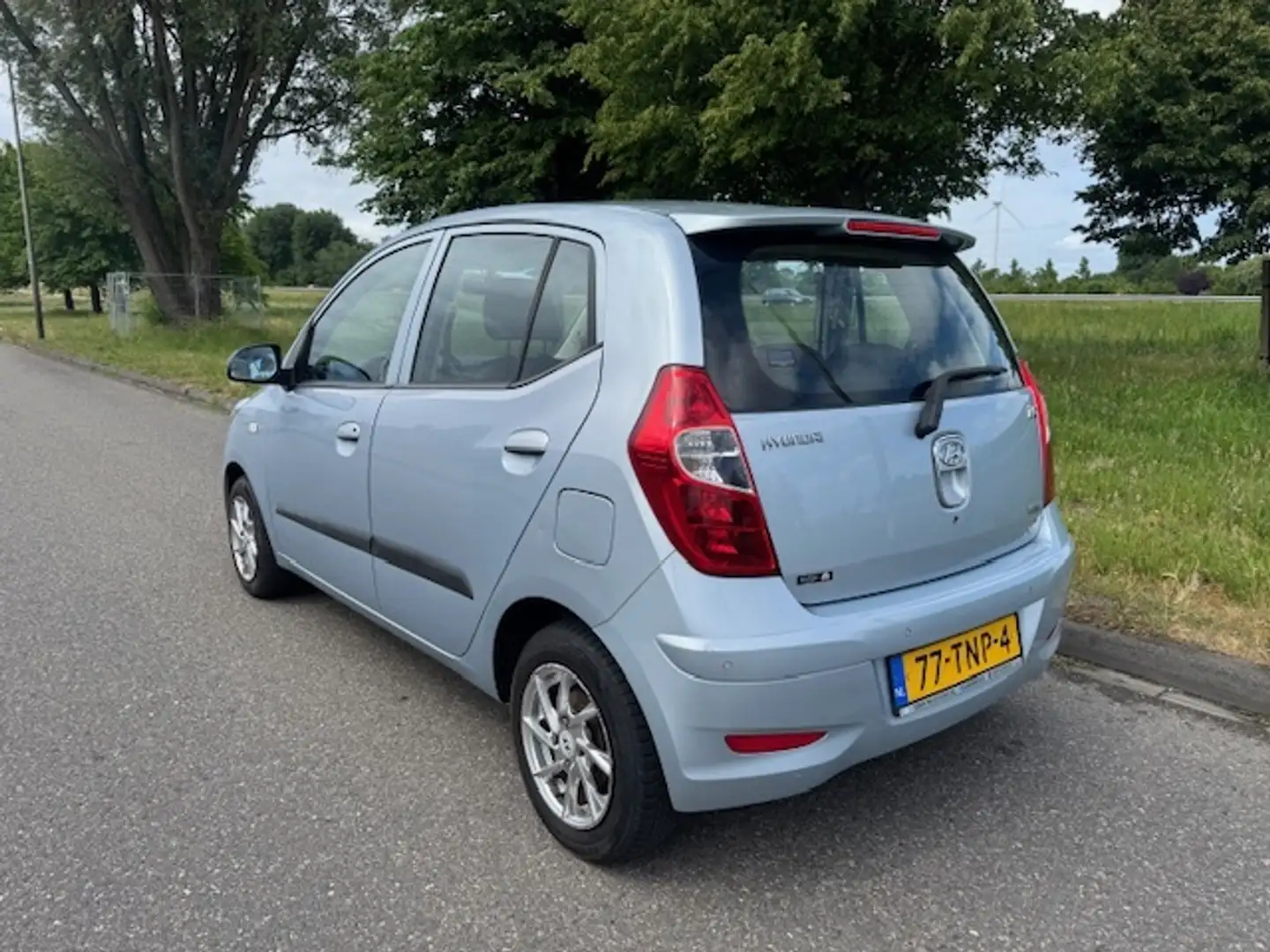 Hyundai i10 1.2 Plus AIRCO Dealer onderhouden! Gris - 2