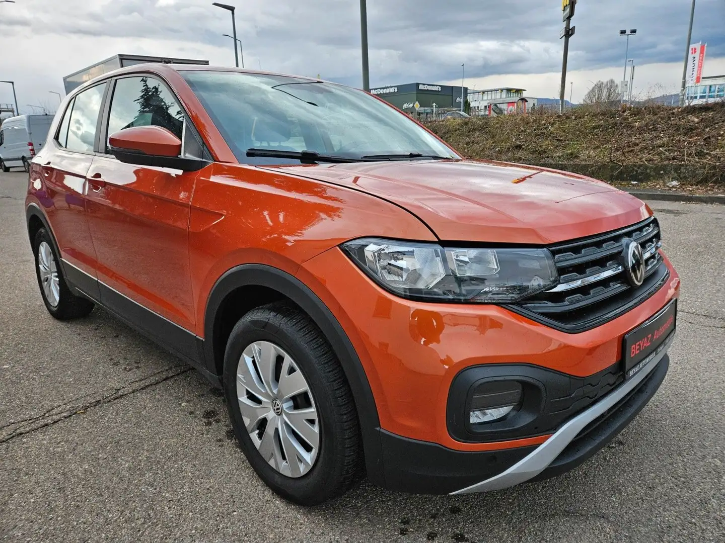 Volkswagen T-Cross Basis Orange - 1