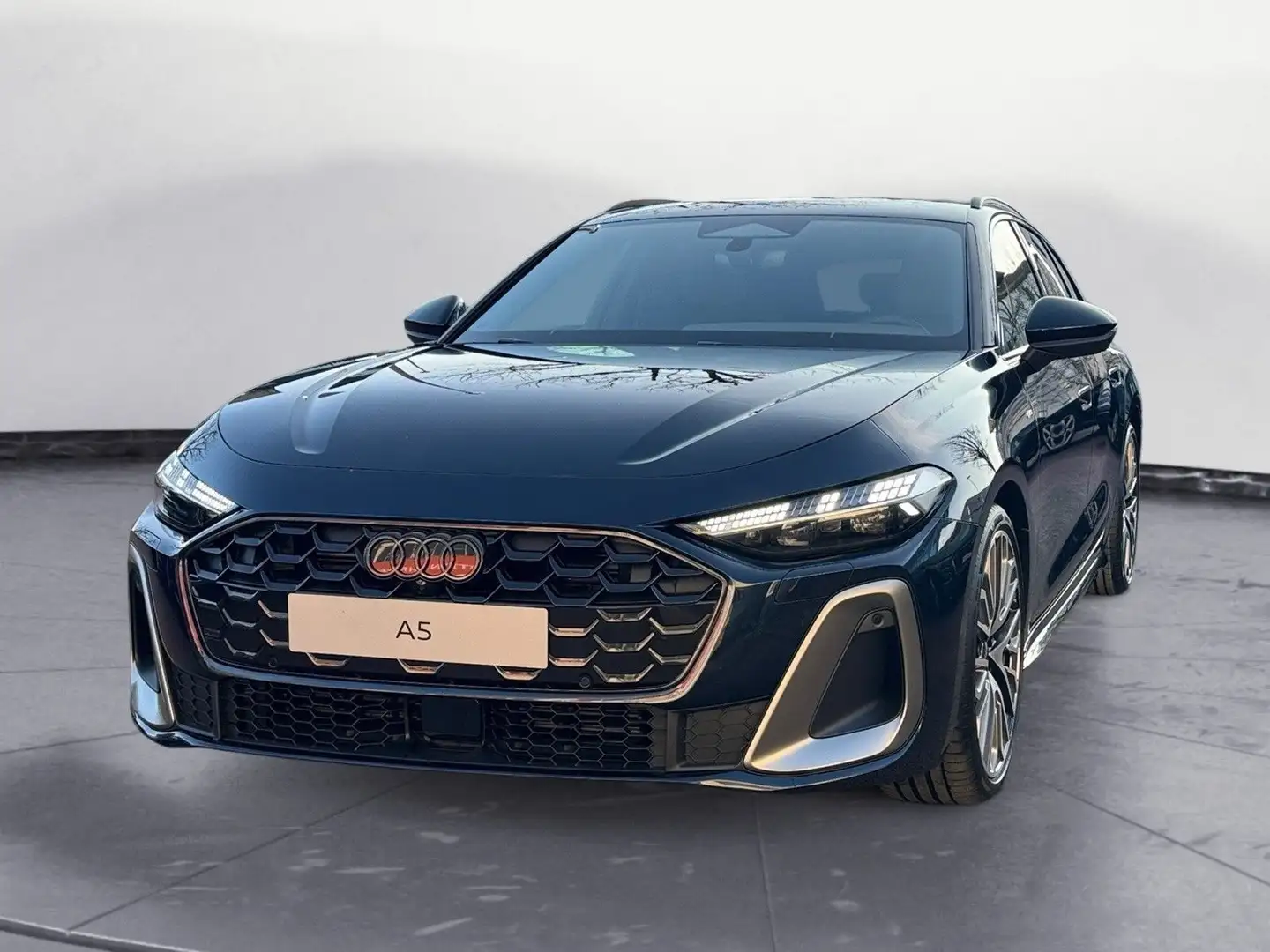 Audi A5 TFSI quattro S tron Blau - 1