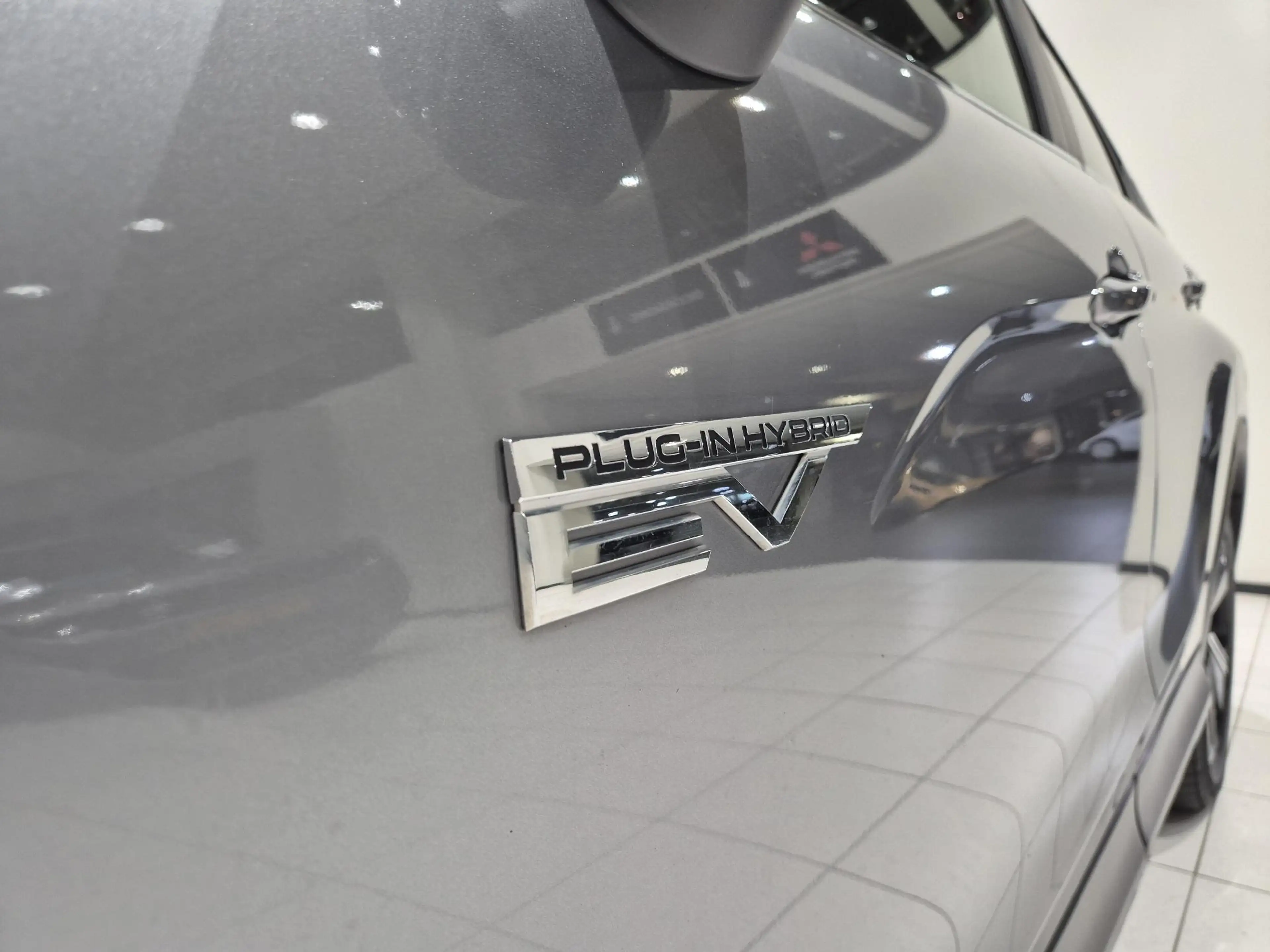 Mitsubishi Eclipse Cross 2.4 PHEV Intense+ | Navigatie | Camera | Stoelverw — photo 13