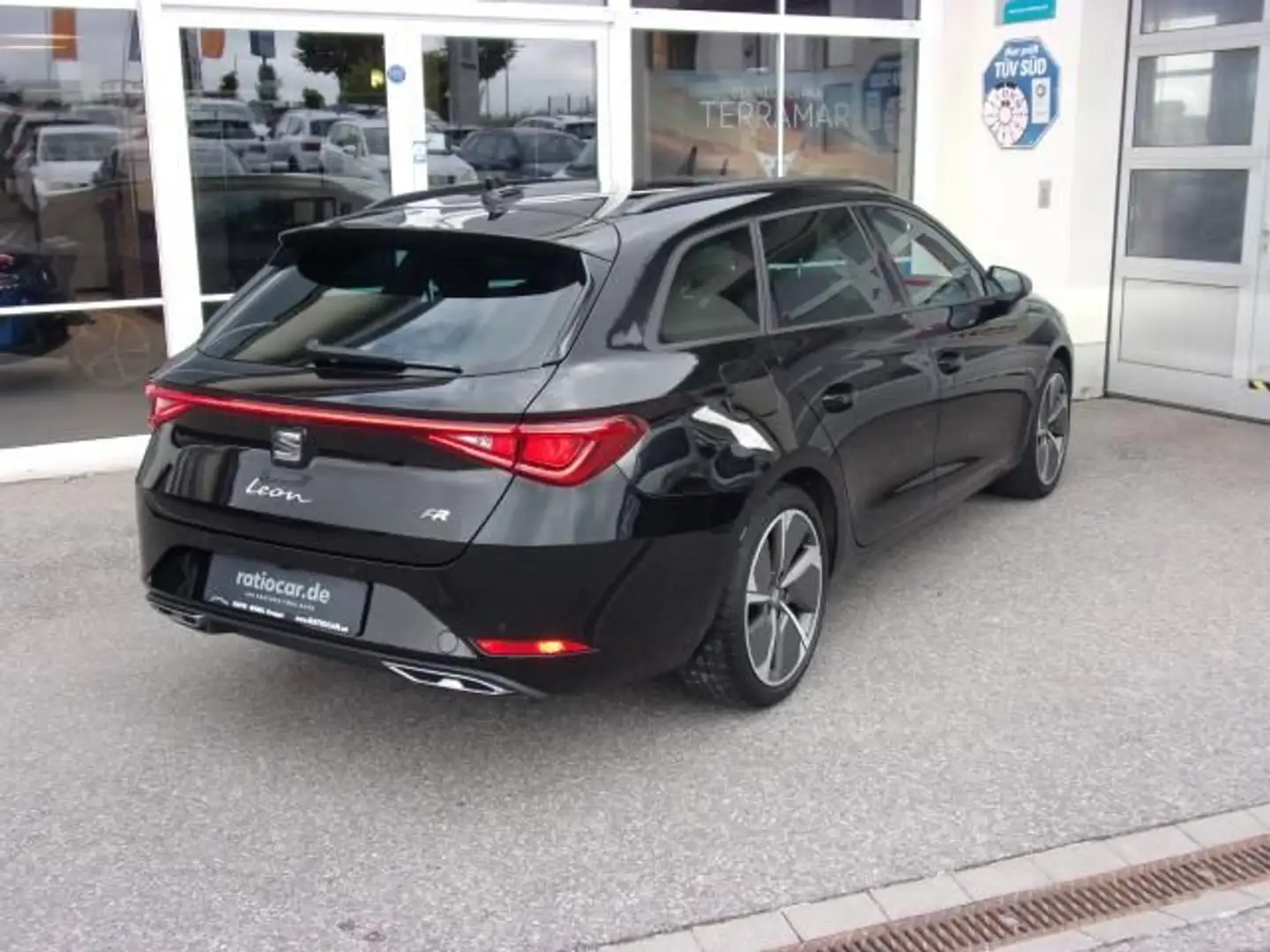 SEAT Leon LEON SPORTSTOURER FR 1.5 TSI ACT GAR.-01/2026* Zwart - 2