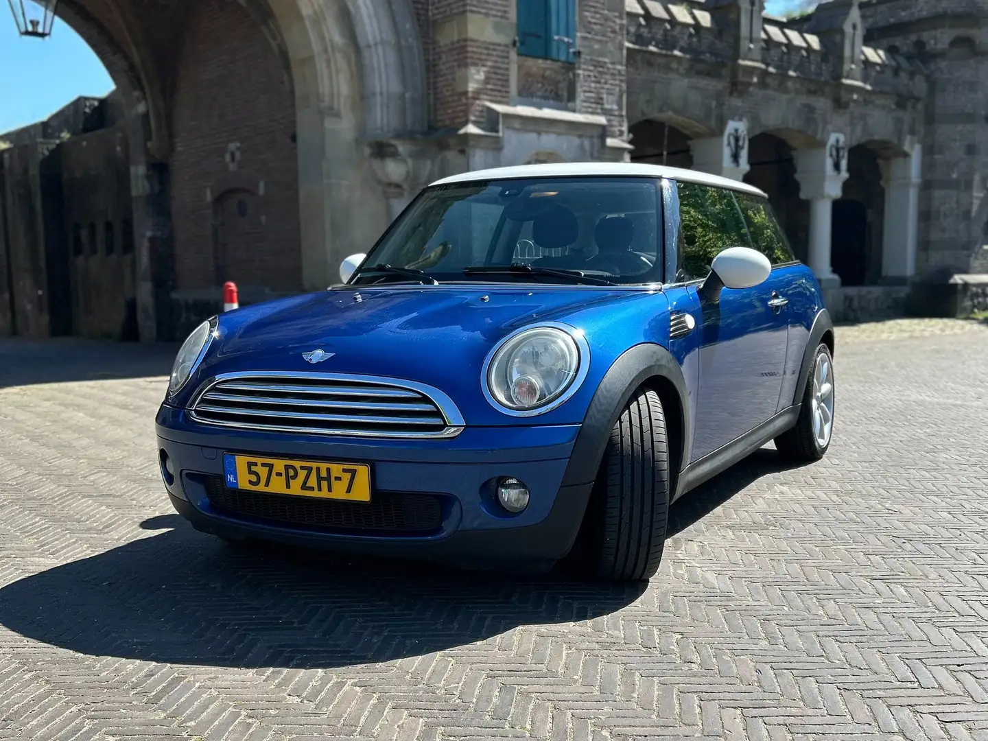 MINI Cooper Cooper 1.6 Blauw - 2