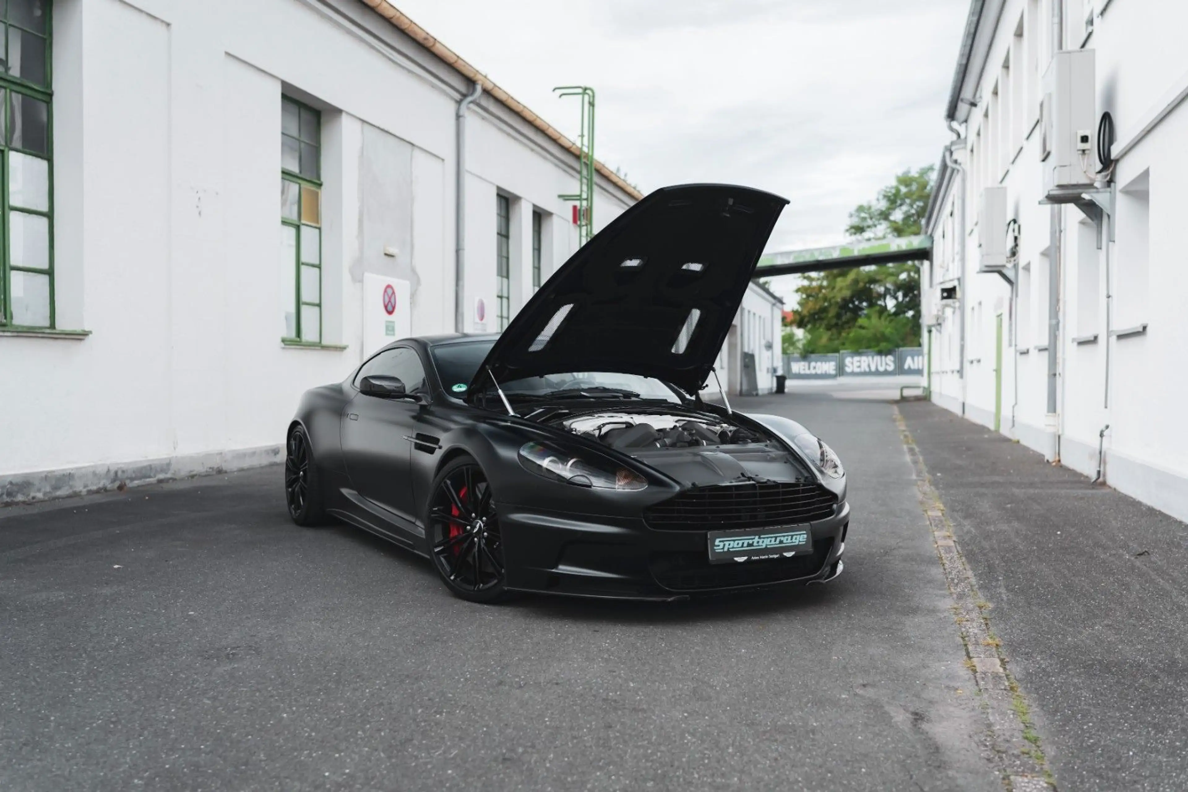 Aston Martin DBS 6.0 Touchtronic *Carbon / Unikat* — photo 6