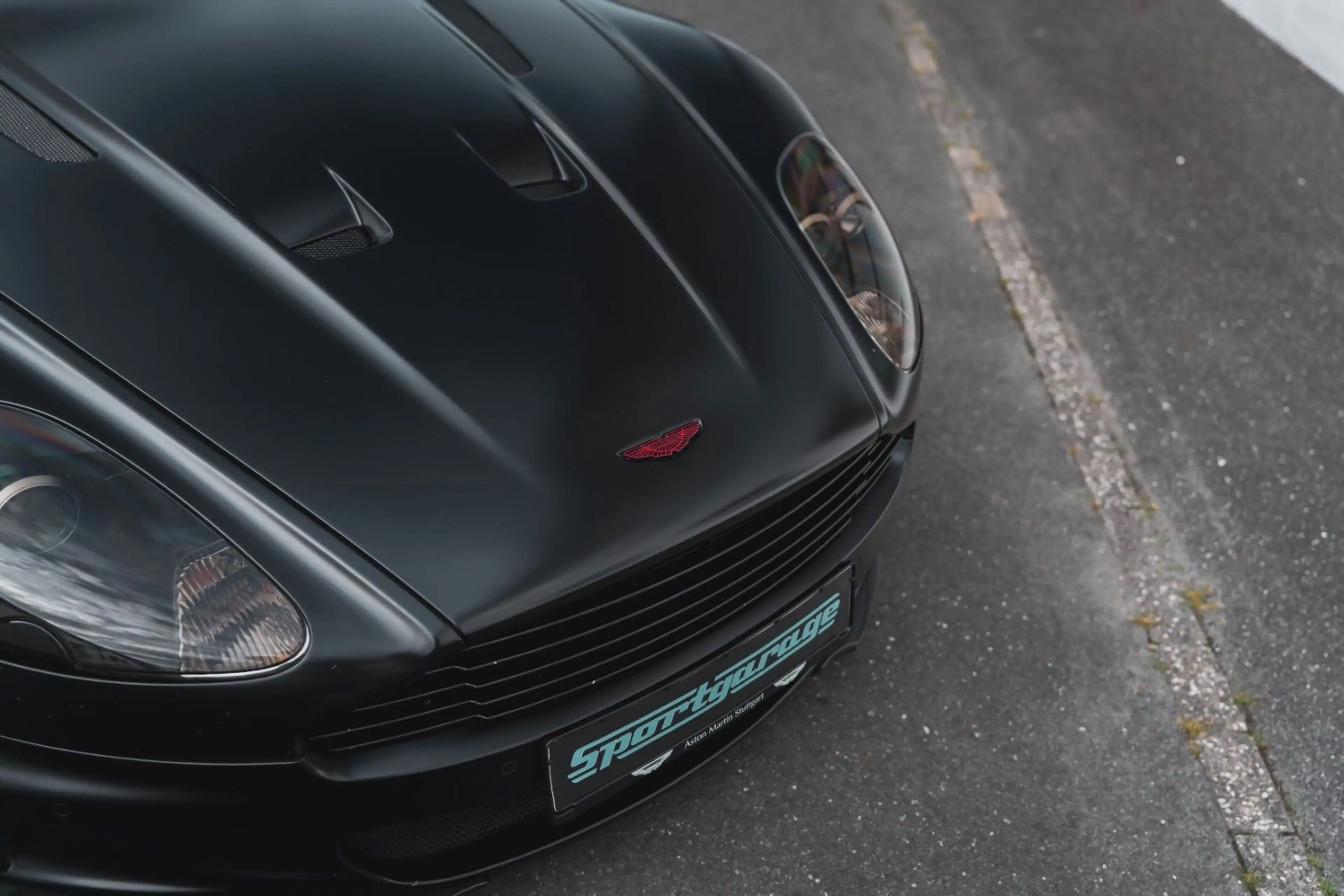 Aston Martin DBS 6.0 Touchtronic *Carbon / Unikat* — photo 12