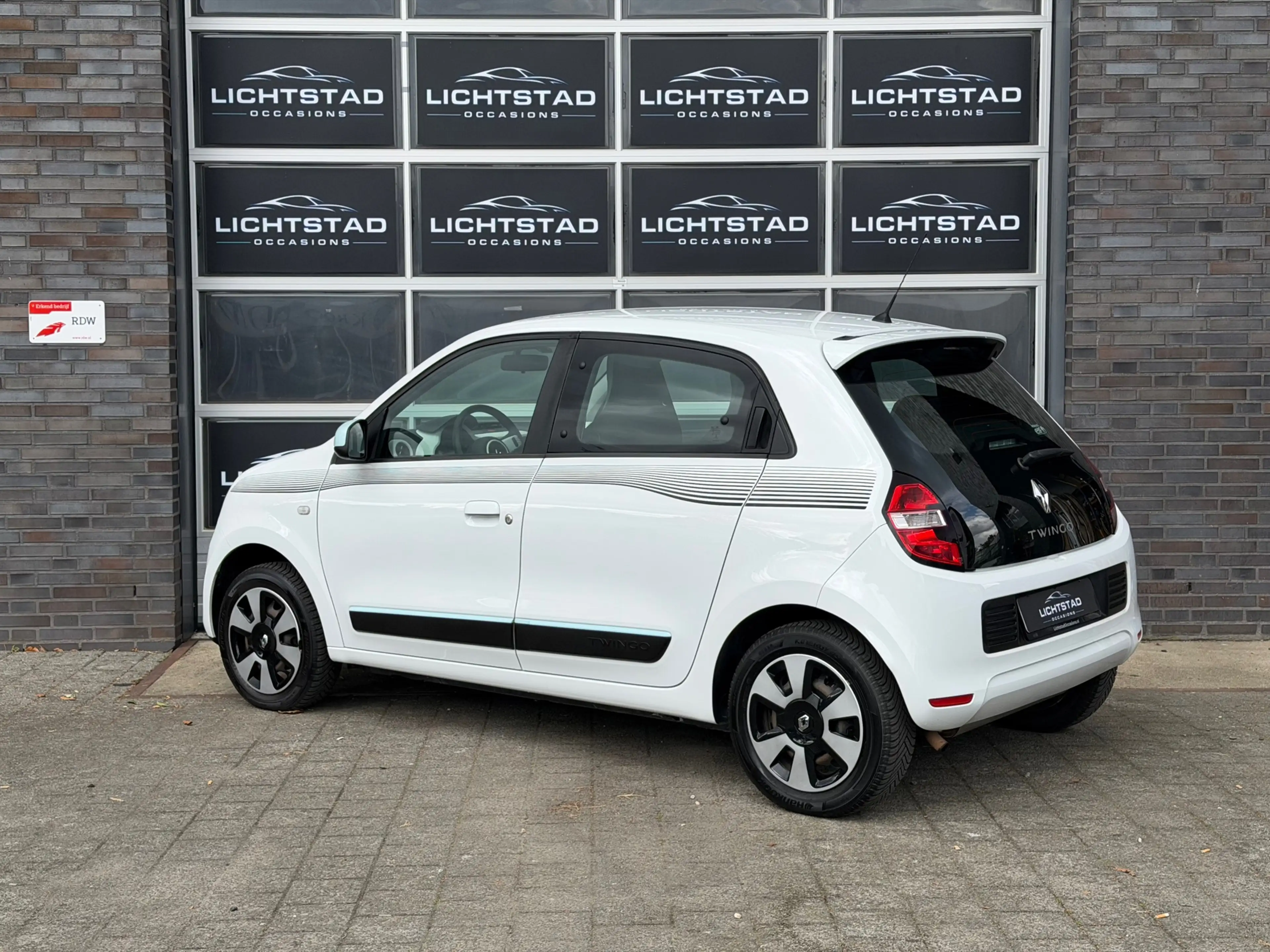 Renault Twingo 1.0 SCe Collection DEALER ONDERHOUDEN APK BLUETOOT — photo 11