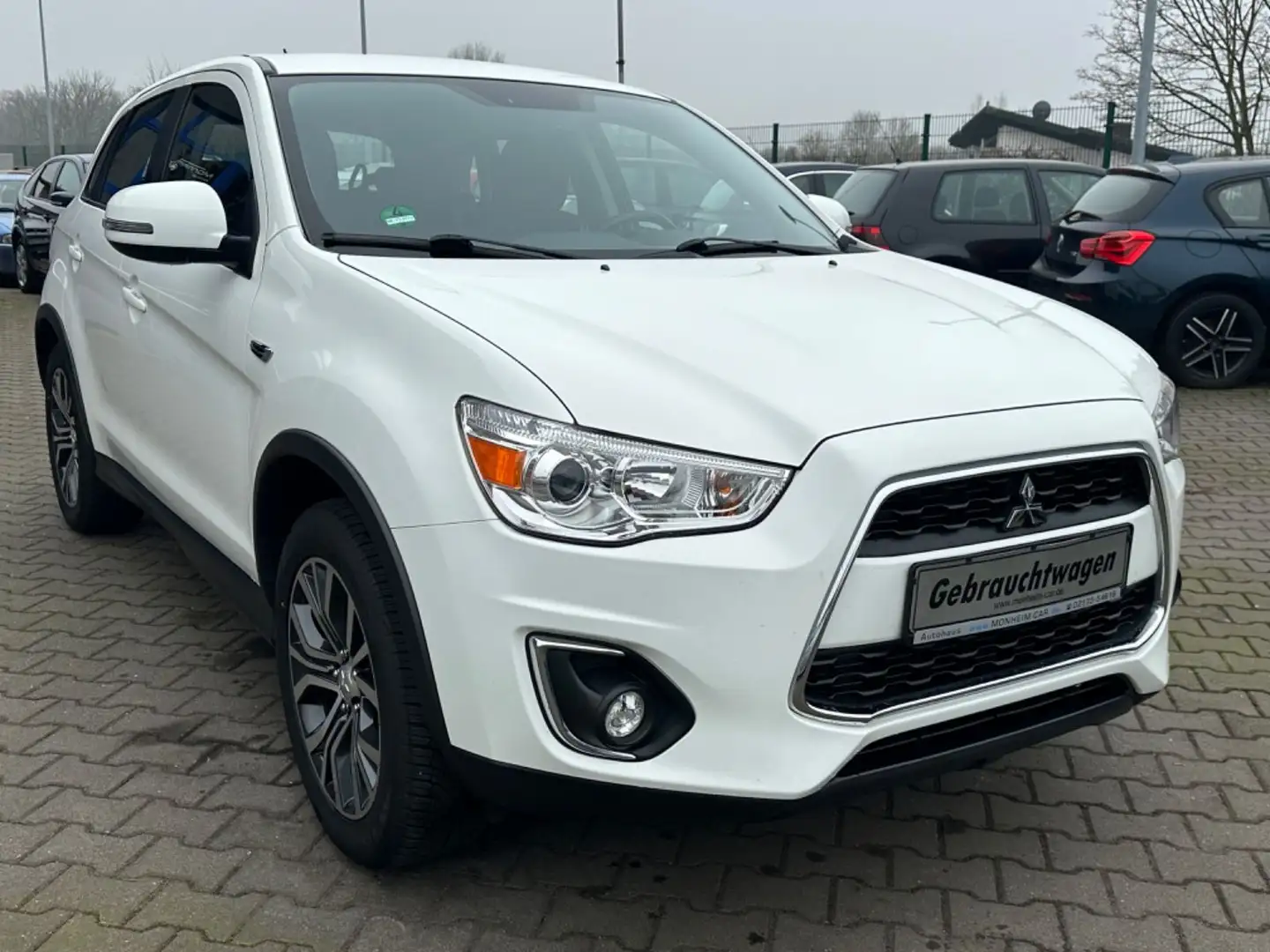 Mitsubishi ASX SUV-Star 2WD Weiß - 2