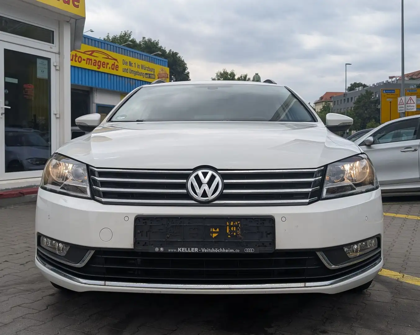 Volkswagen Passat Variant Passat*1.Hand*AHK*PDC*Garantie*Steuerkette NEU* Blanc - 2