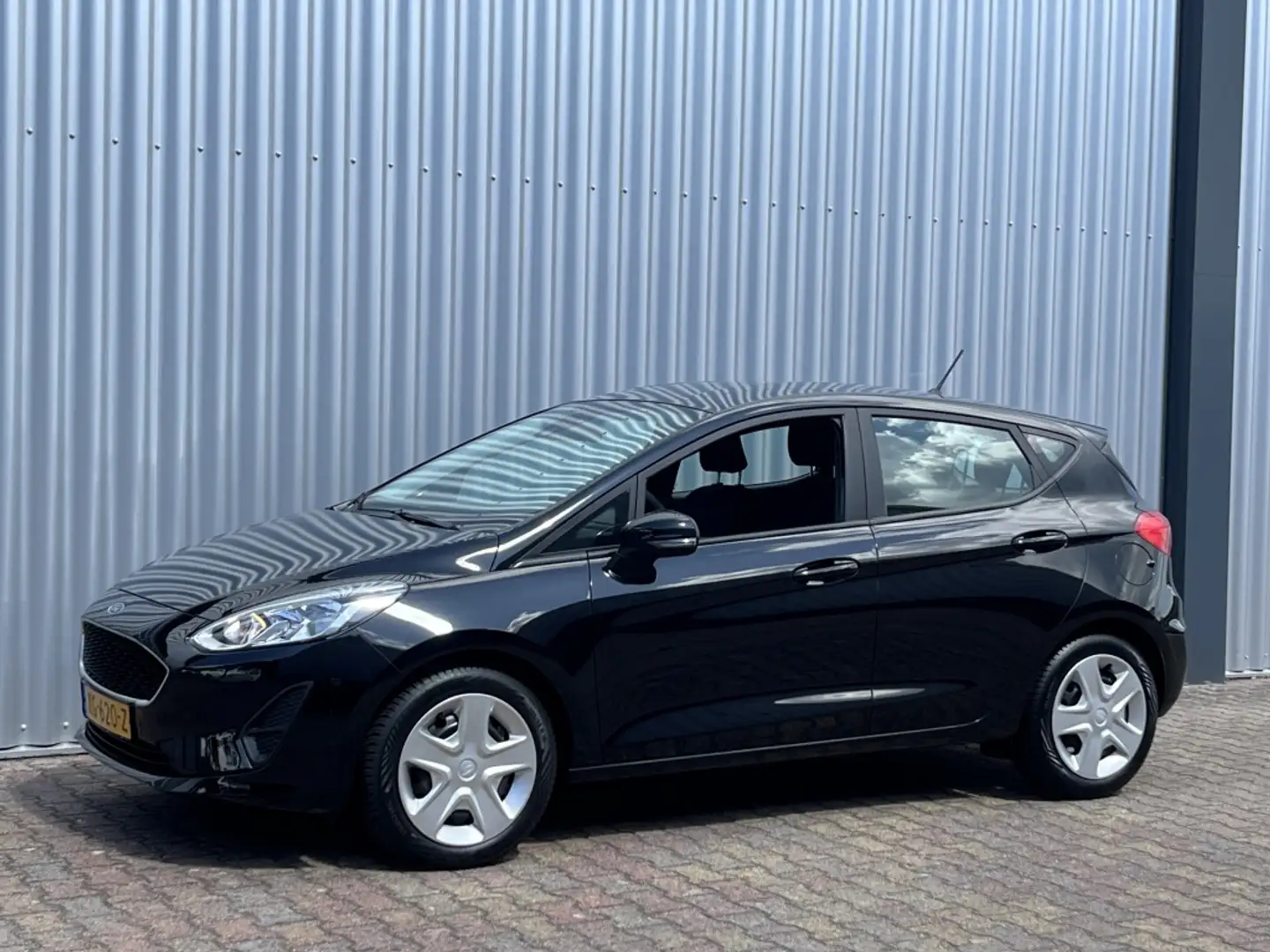 Ford Fiesta 1.1 Trend | Navigatie | Apple CarPlay | Cruise Con Schwarz - 2
