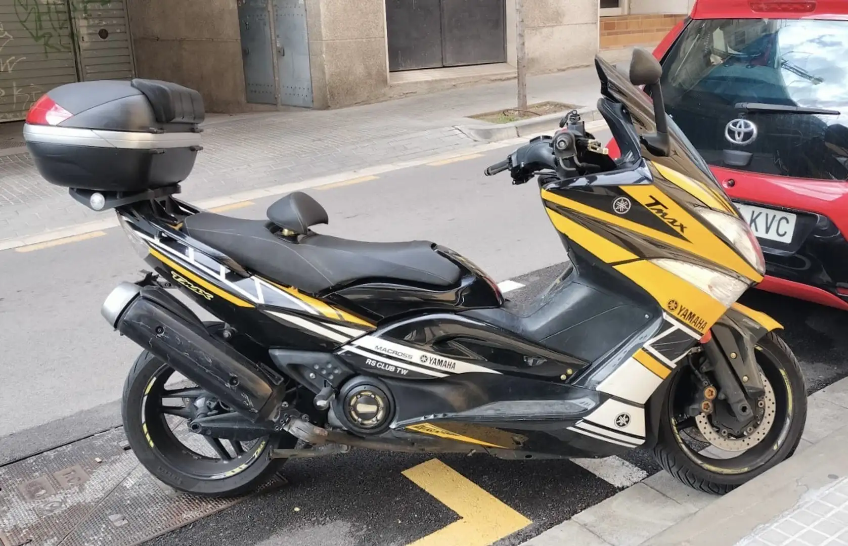 Yamaha TMAX 500 Maletero - 1