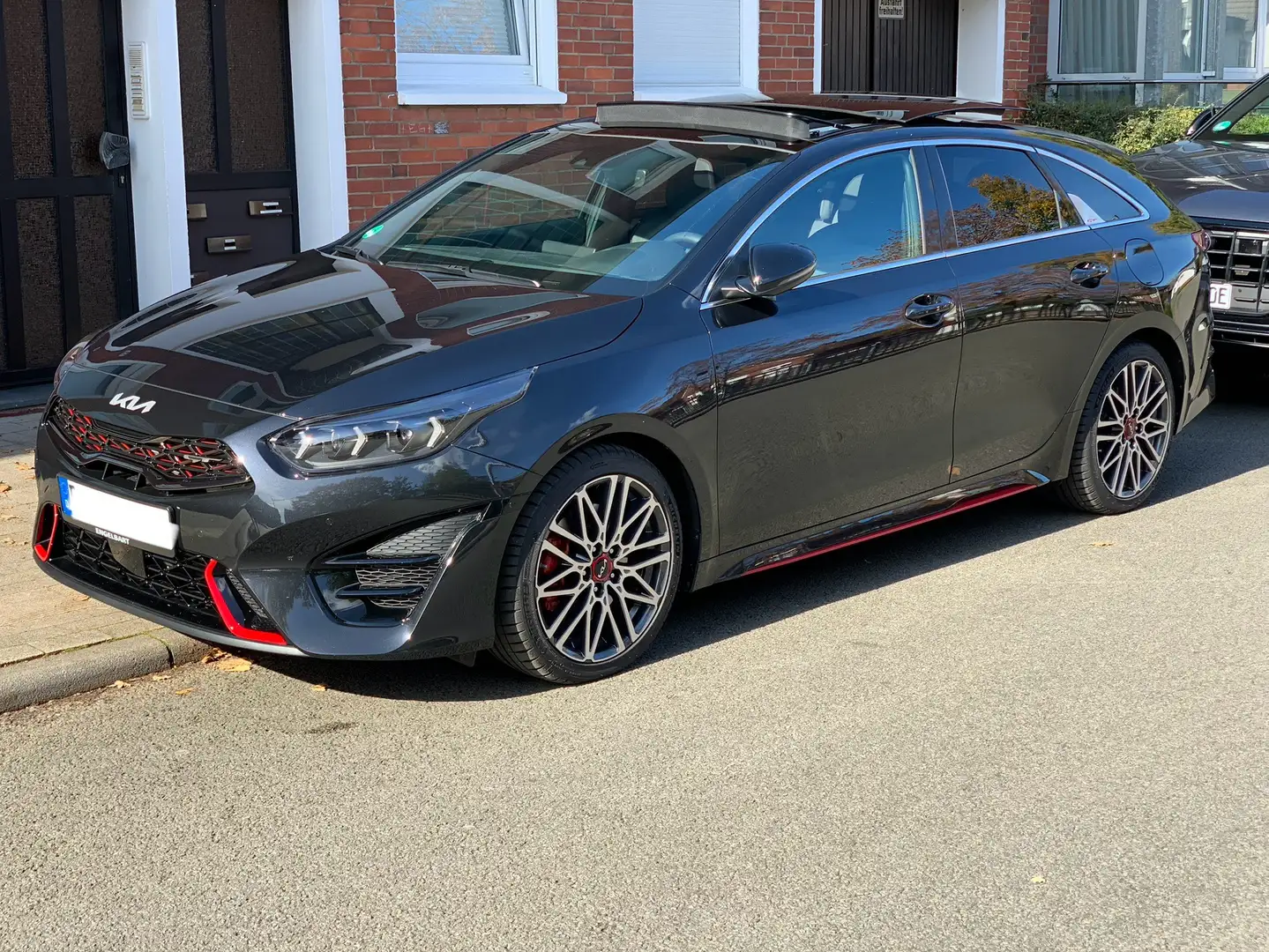 Kia ProCeed / pro_cee'd 1.6 T-GDI DCT7 OPF GT 8-fach Bereifung gepflegt Negro - 2