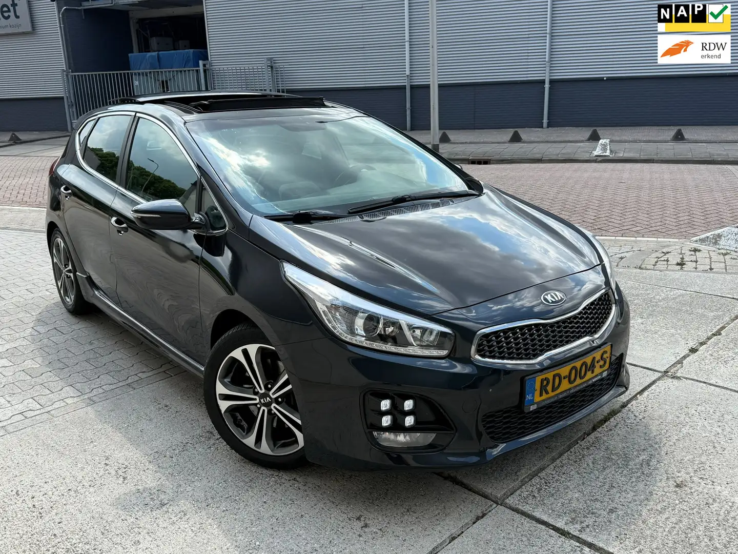 Kia Ceed / cee'd 1.0 T-GDi GT-Line Summer Edition Panorama Stoel/st Negru - 1