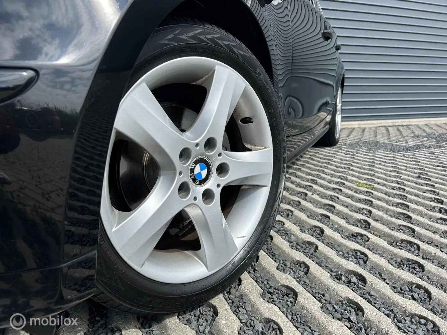BMW 116 1-serie 116i Executive Zwart - 2