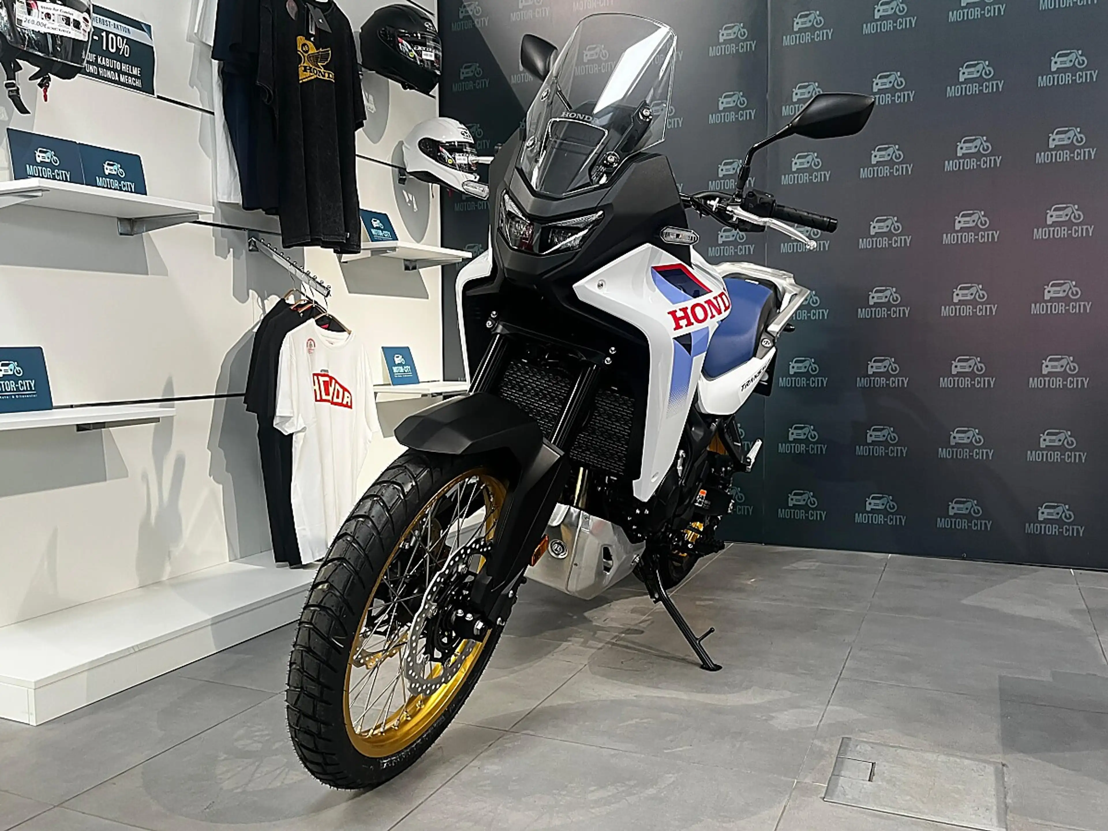 Honda Transalp Transalp E-Clutch — photo 6