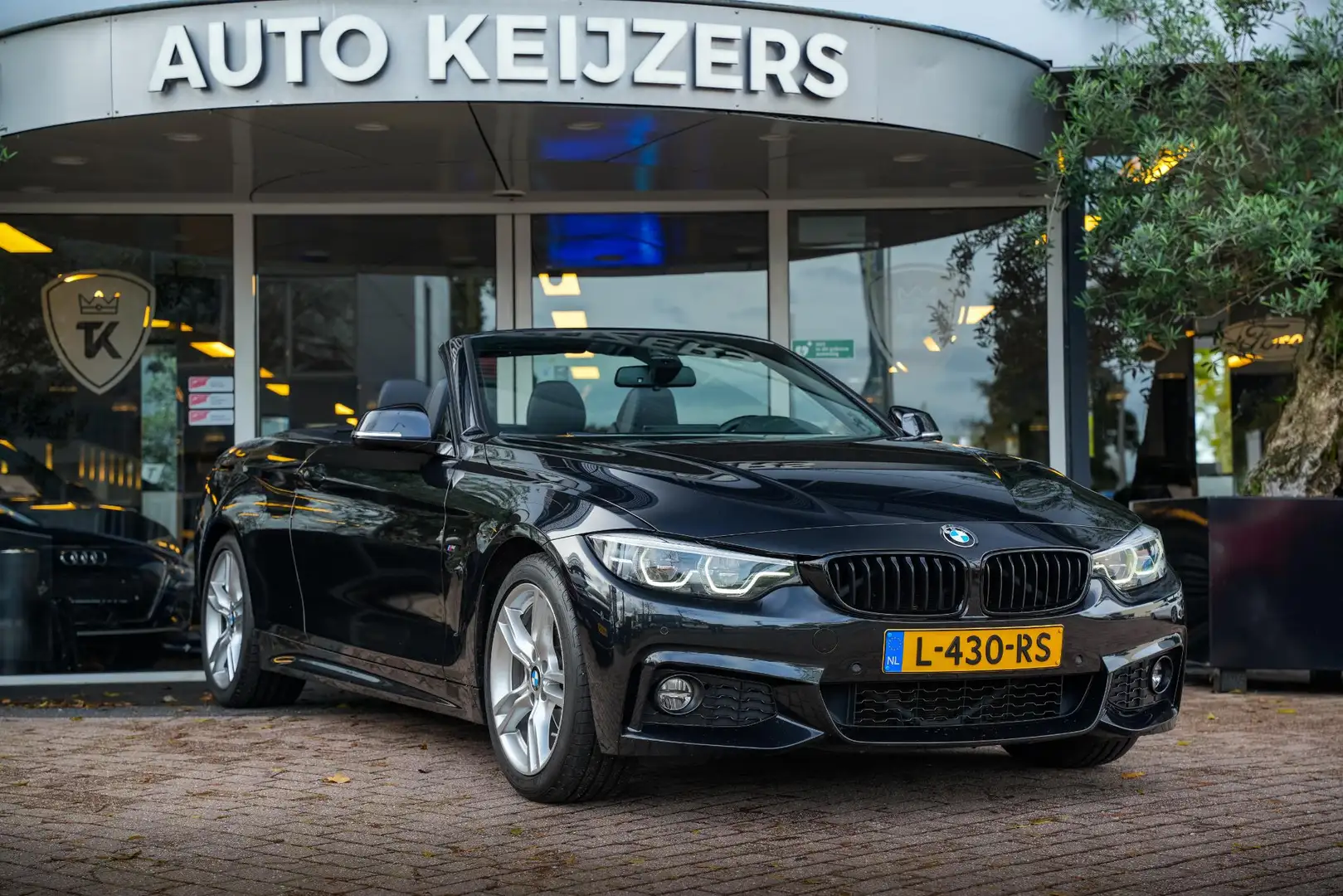 BMW 430 4-serie Cabrio 430i High Executive M Pakket Leer A Black - 1