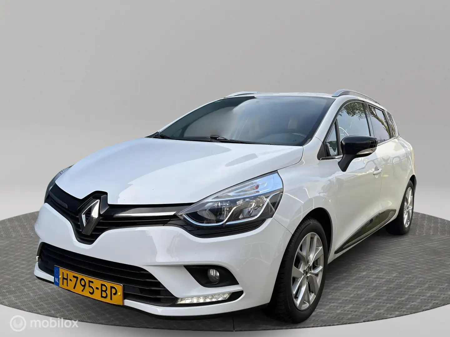 Renault Clio Estate 0.9 TCe Limited Wit - 2