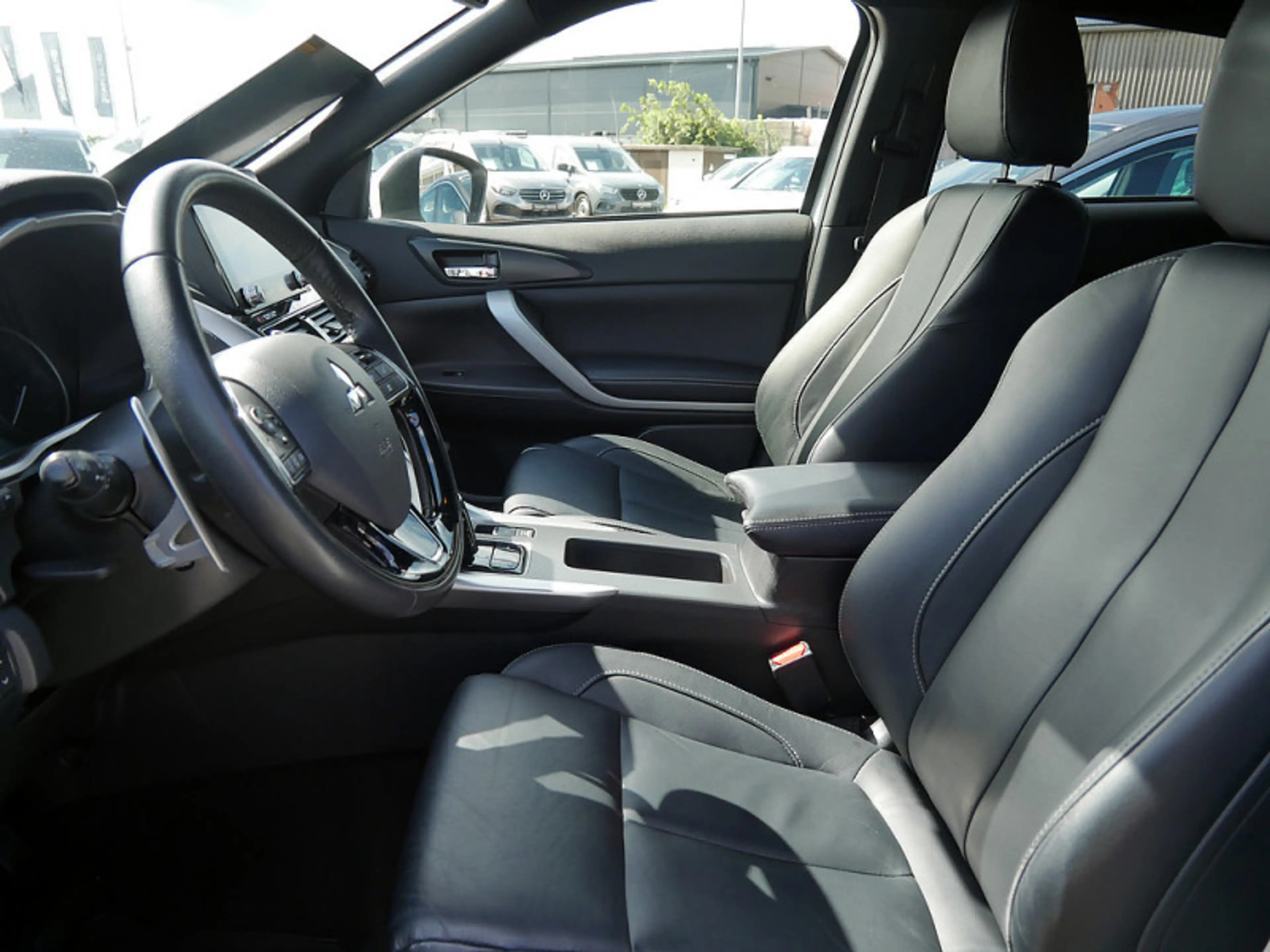 Mitsubishi Eclipse Cross 2.4 MIVEC TOP 360 DISTR KAMERA — photo 15