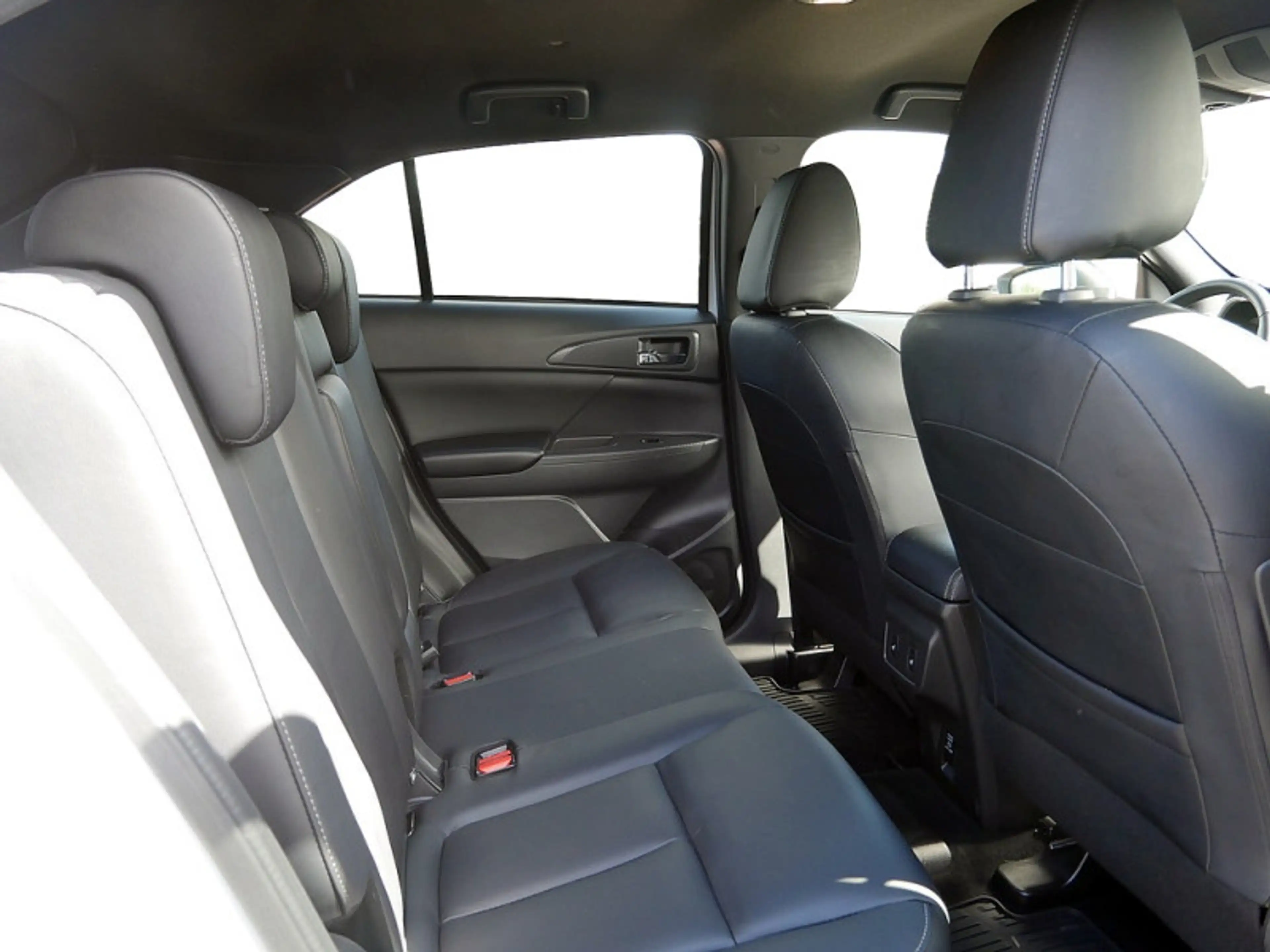Mitsubishi Eclipse Cross 2.4 MIVEC TOP 360 DISTR KAMERA — photo 6
