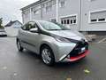 Toyota Aygo AYGO x-play touch Срібний - thumbnail 2