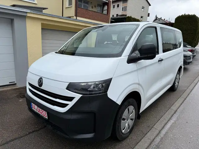 Volkswagen T7 Caravelle 2.0TDI 9Sitz