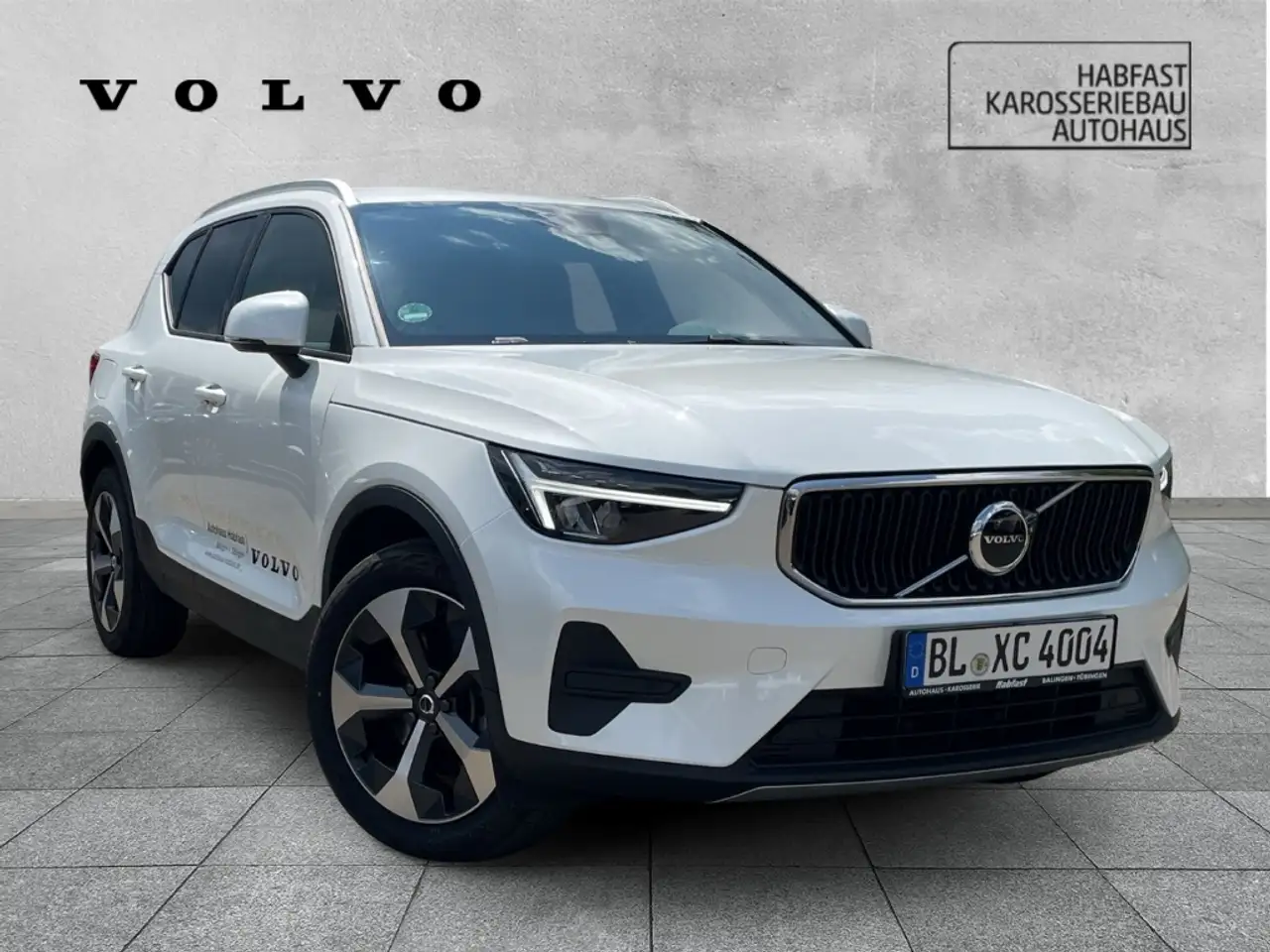 Volvo XC40 2025