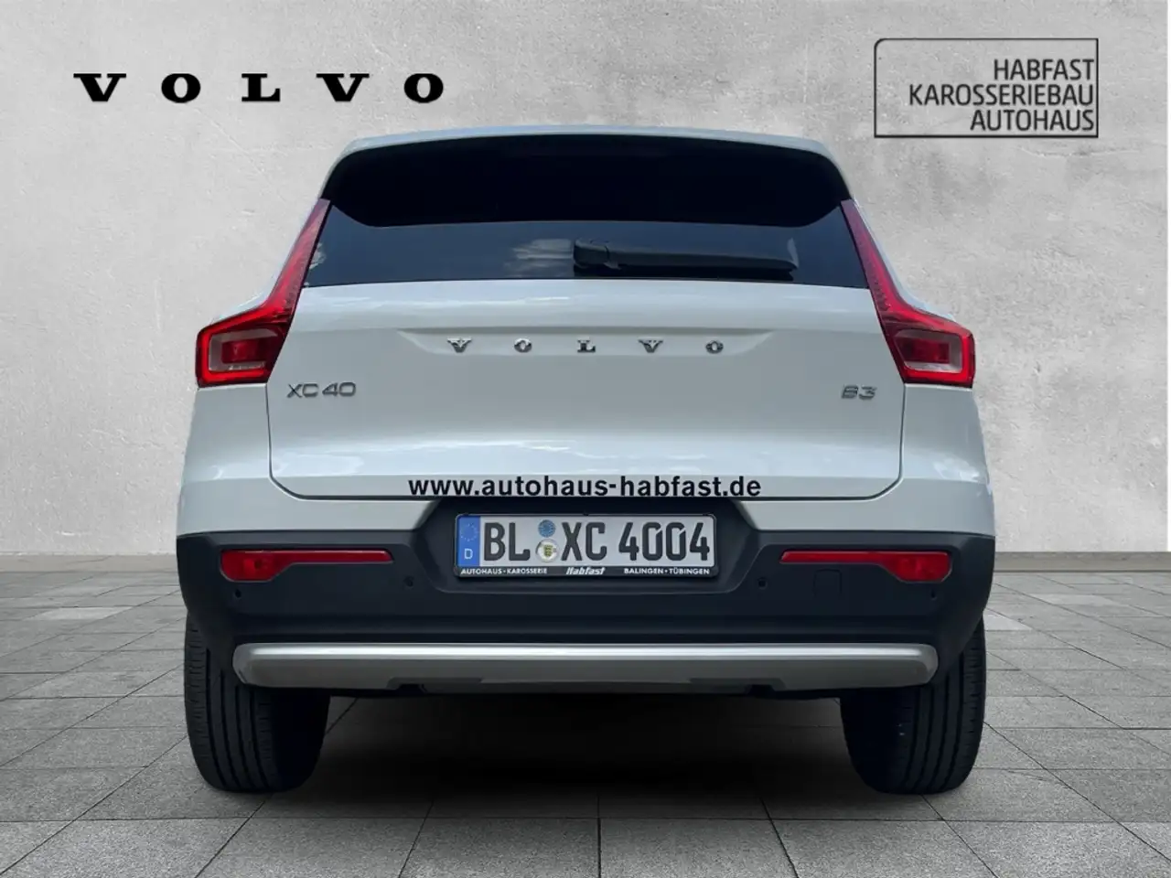 Volvo XC40 2025