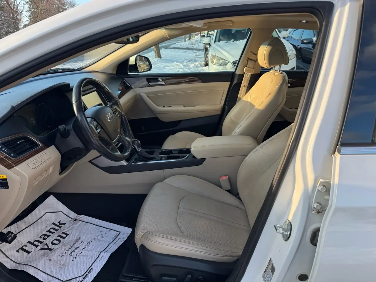 Hyundai SONATA снимка Hyundai SONATA