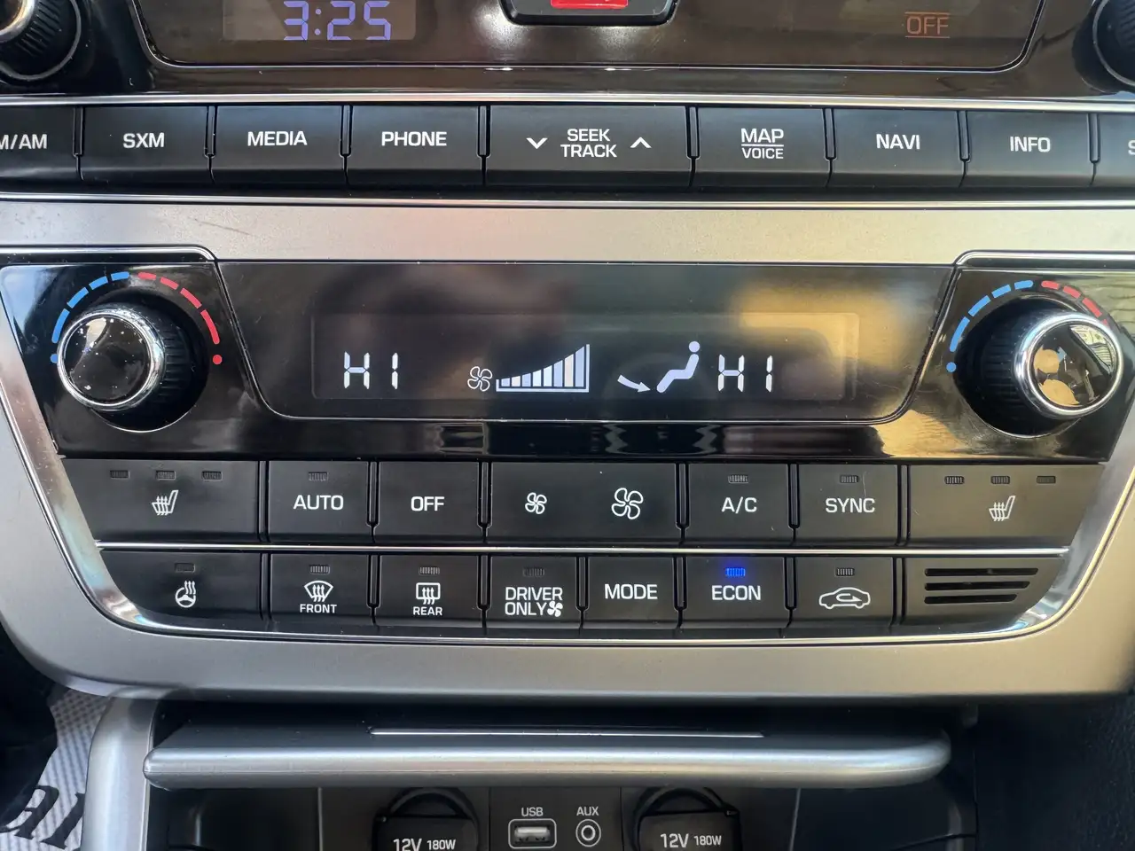 Hyundai SONATA снимка Hyundai SONATA
