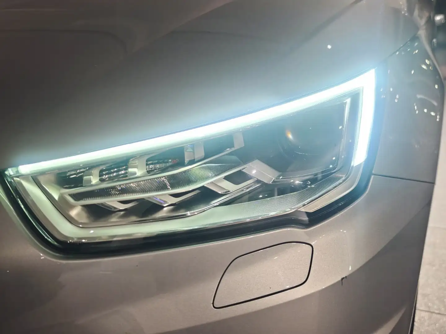 Audi A1 A1 1.4 TDI Admired - 2