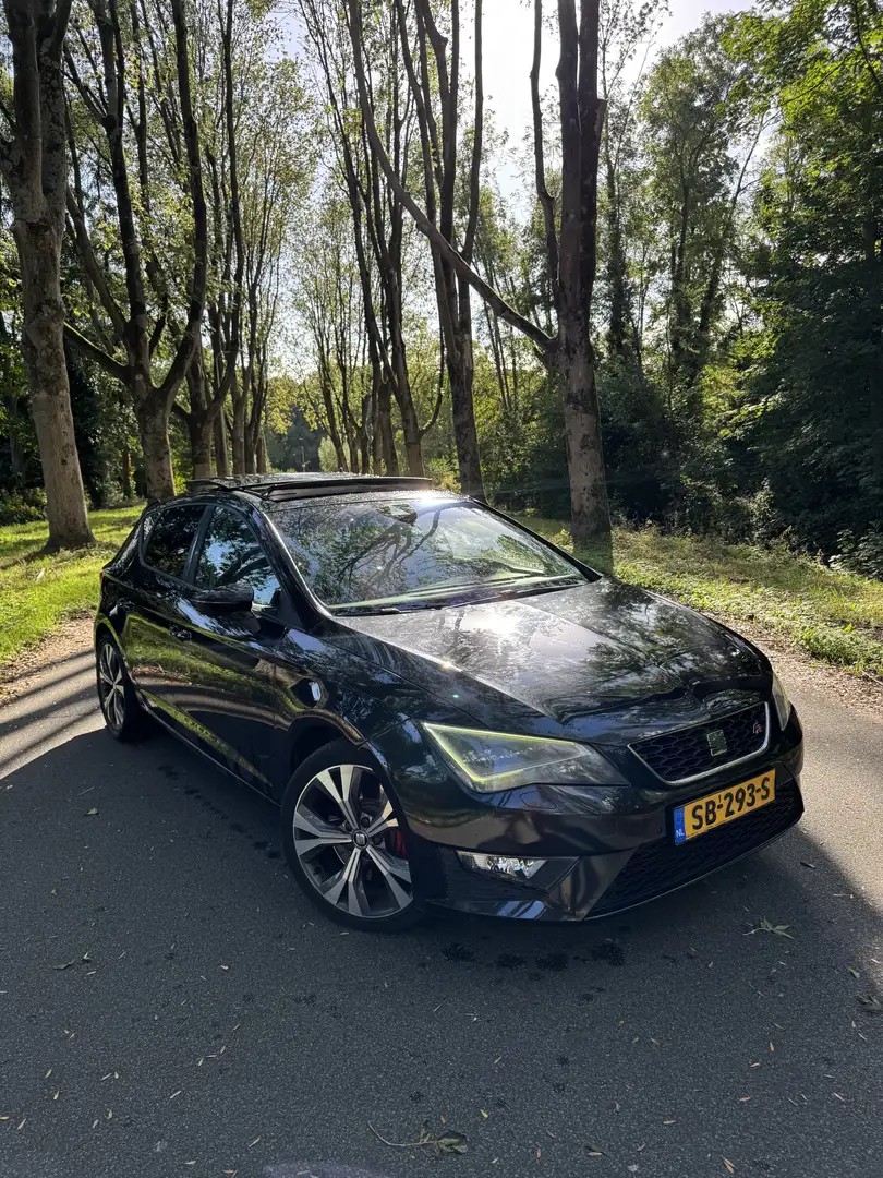 SEAT Leon 1.8 TSI FR vol option Zwart - 1