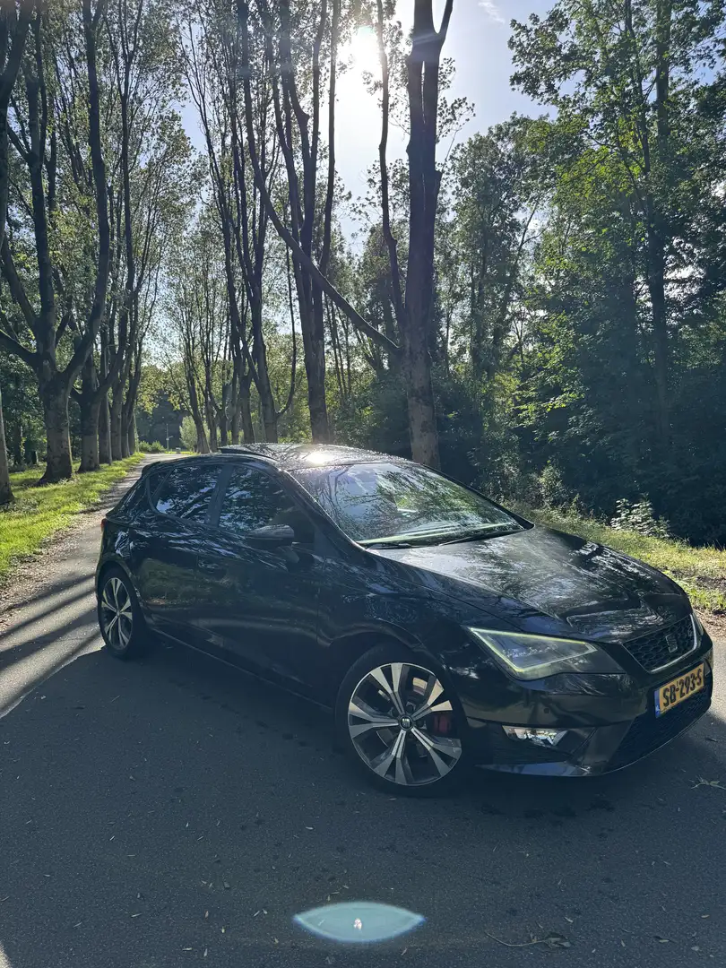 SEAT Leon 1.8 TSI FR vol option Zwart - 2
